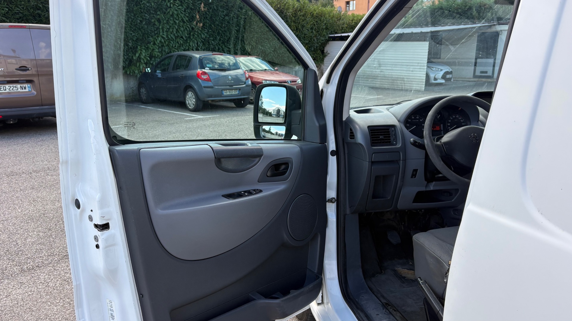 Peugeot Expert 2.0l HDI 136ch L2H1 cabine rallongé