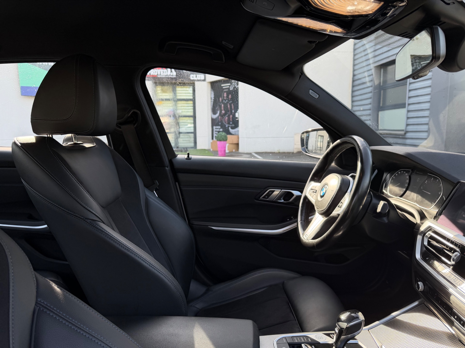 BMW Série 3 318i 2.0 i 16V Steptronic8 156ch M SPORT