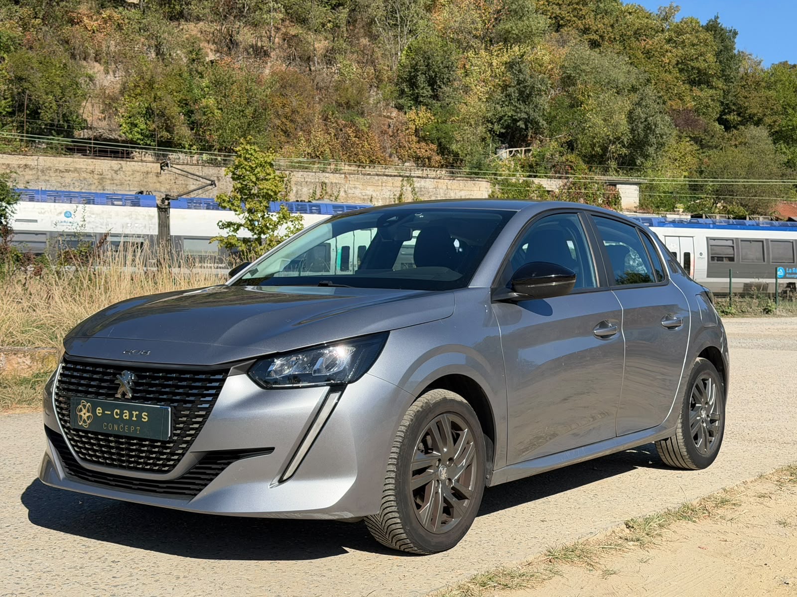 Peugeot 208 1,2 Puretech 75ch buisness