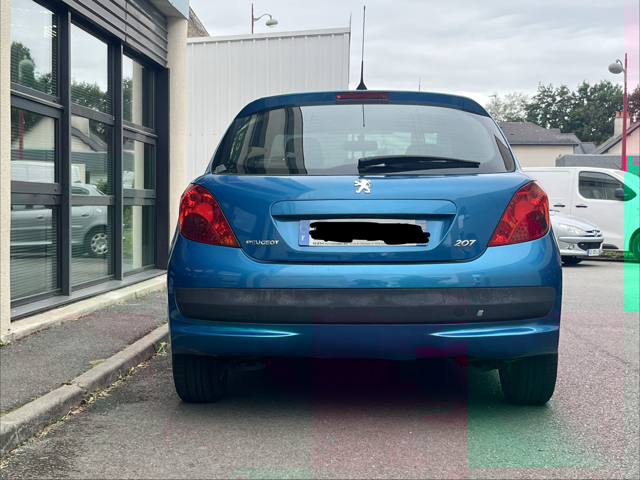 Peugeot 207 1.4 L 90ch Sport