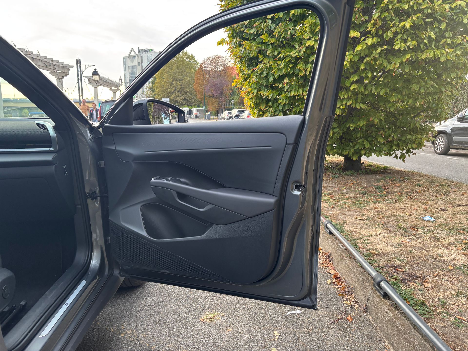 Volkswagen T-Roc 1.5 e-tsi 150ch R-line