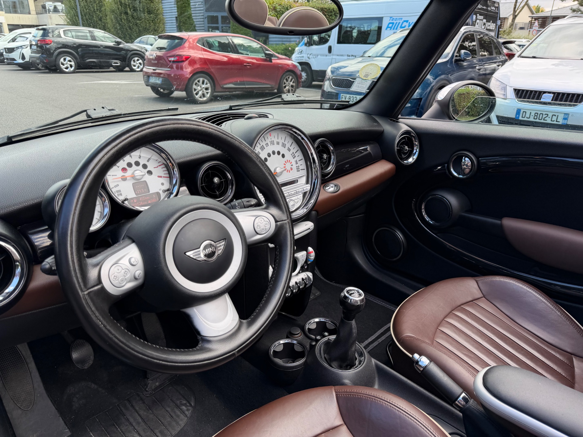 Mini Mini 2 Cabriolet Cooper 1.6 i 16V 120 cv 120ch CHILI