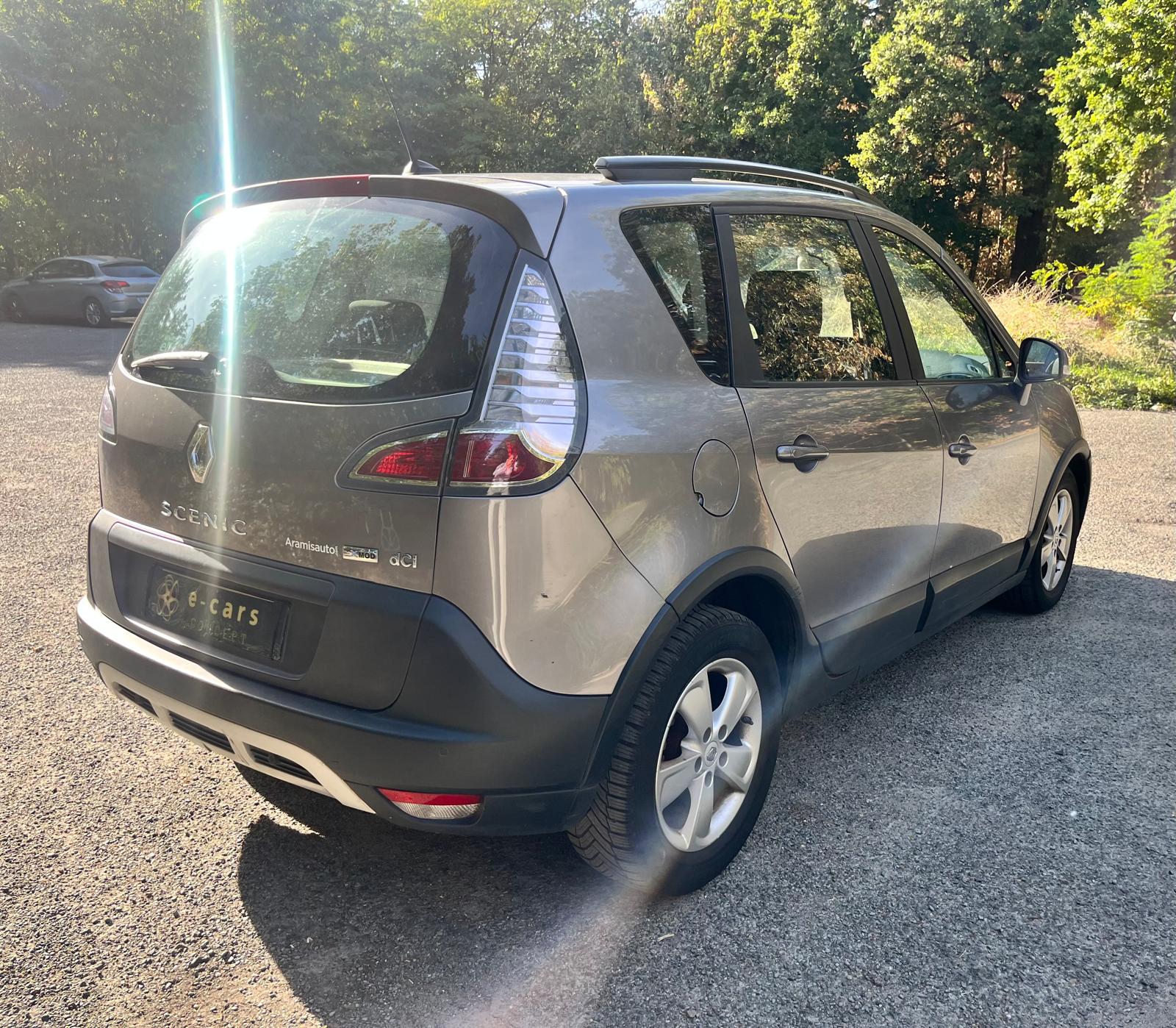 Renault Scenic Xmod 1,5dci 110ch Zen