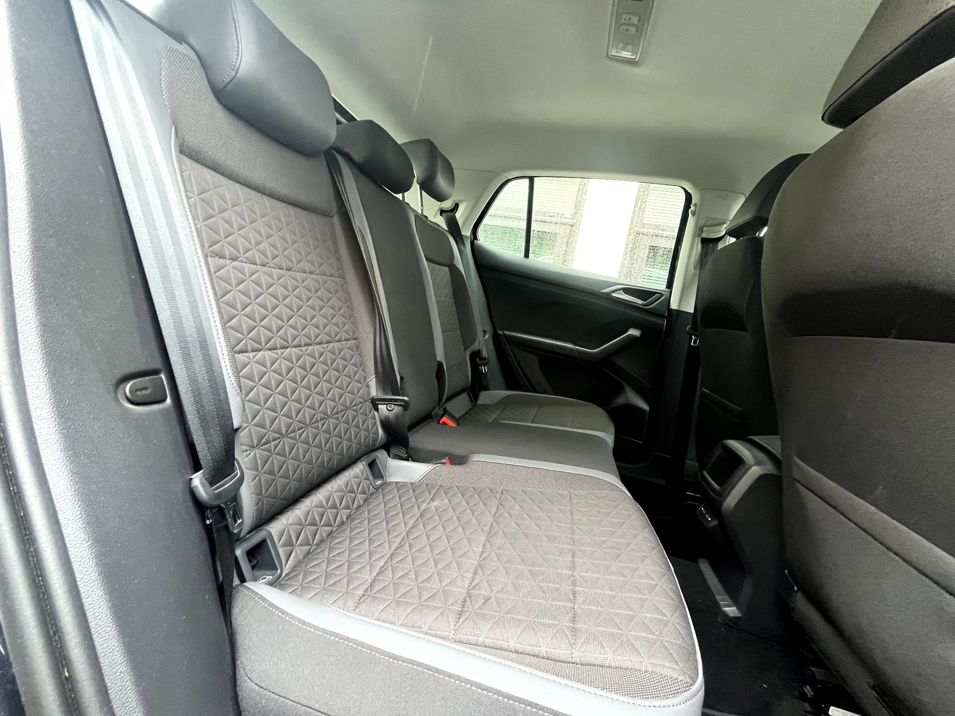 volkswagen T-Cross 110CH 110ch R-Line Tech