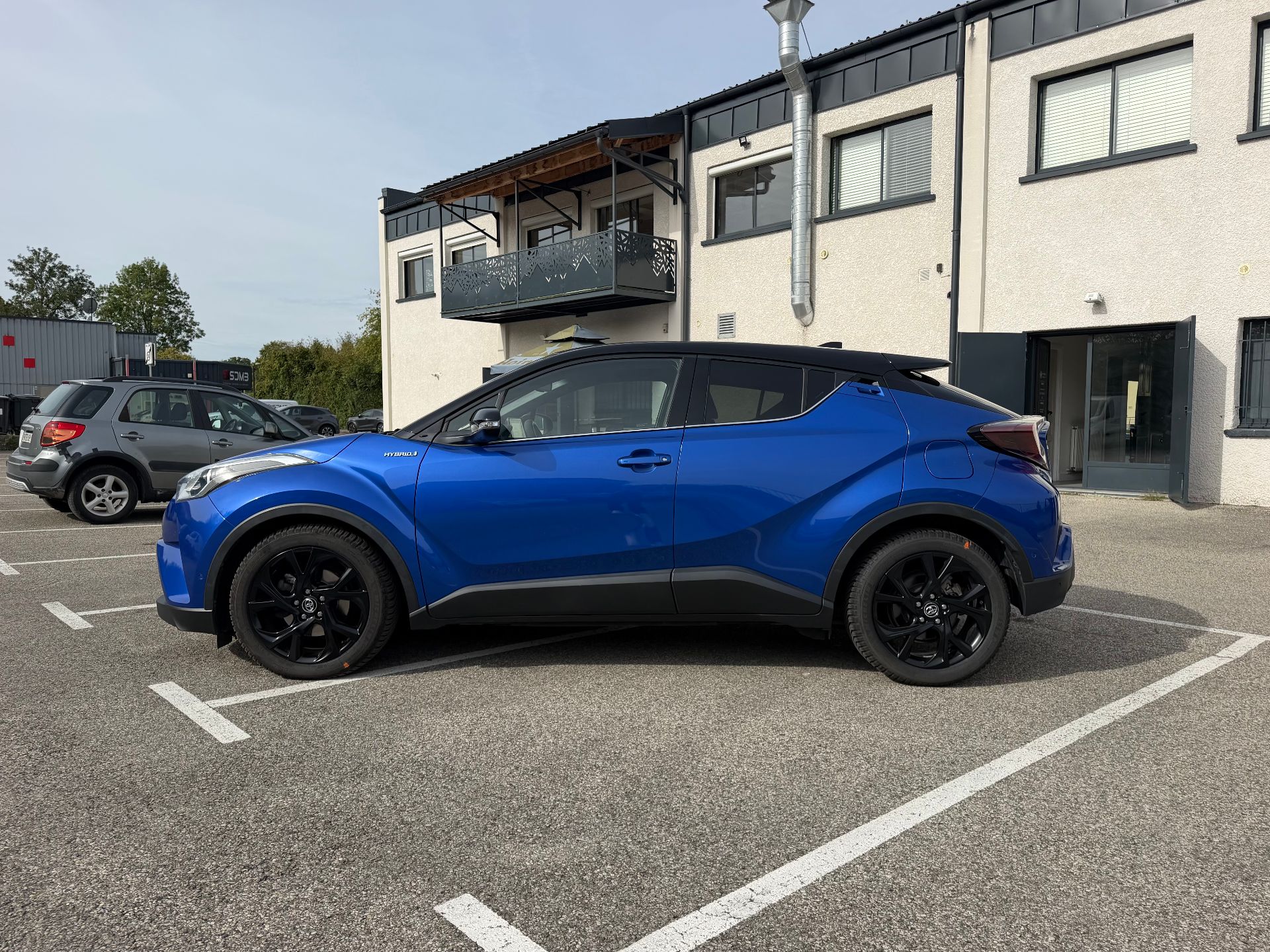 Toyota C-HR HYBRID