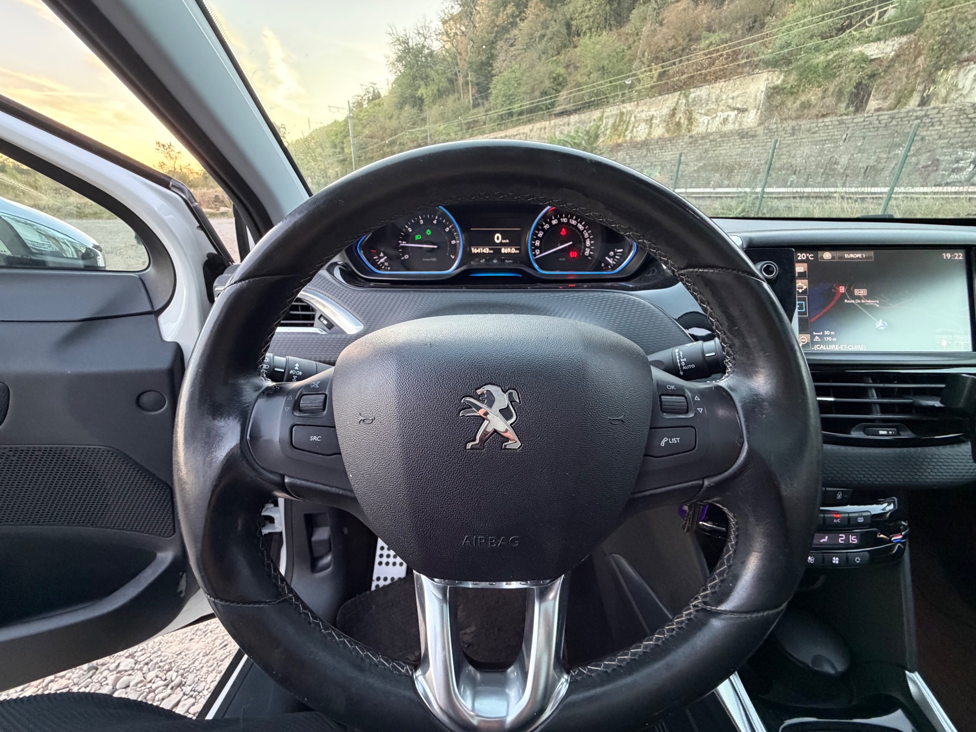 Peugeot 2008 1,6 Vti 120ch Feline Titane
