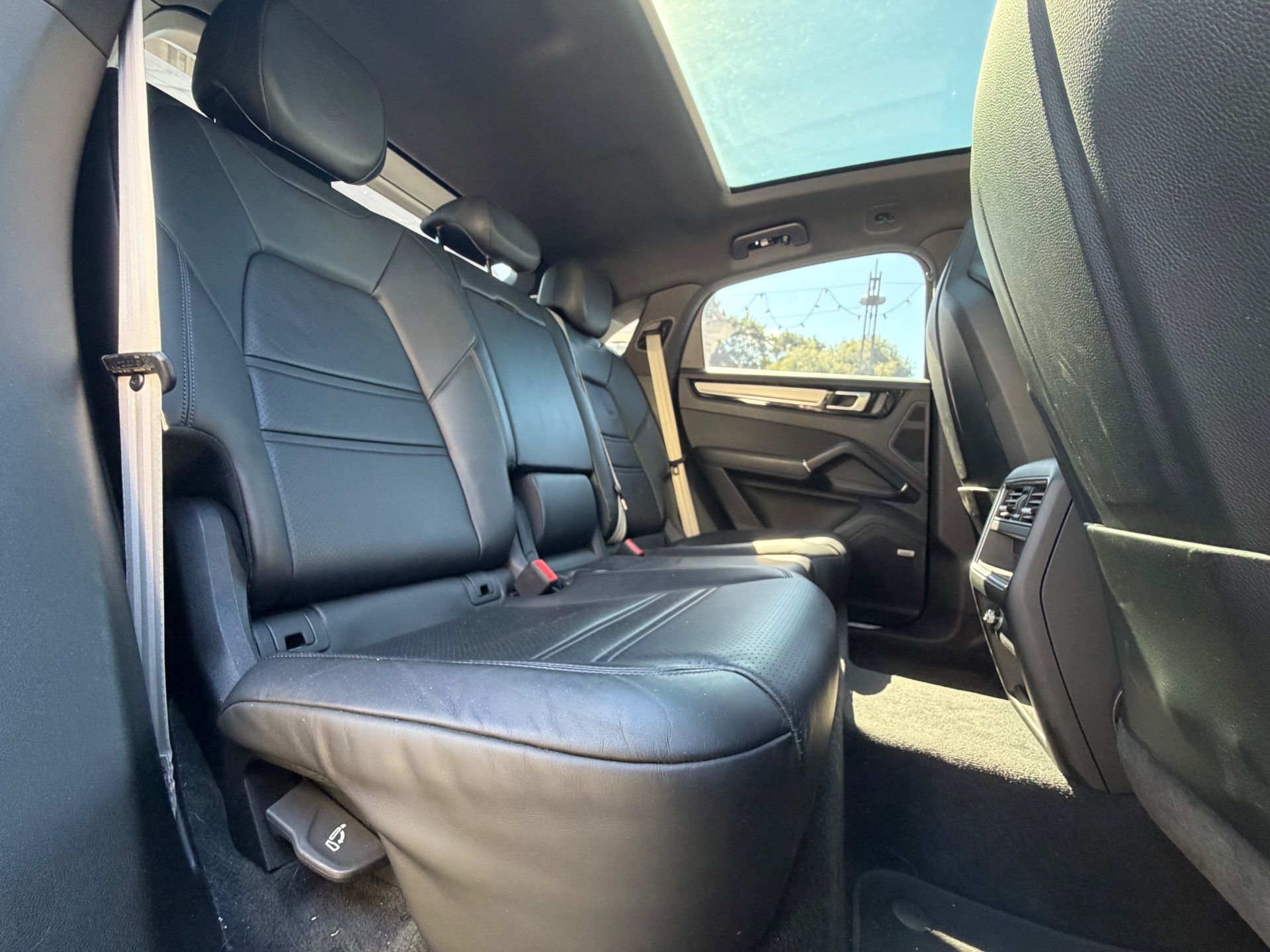 Porsche Cayenne 3.0 V6 462ch Platinum Edition