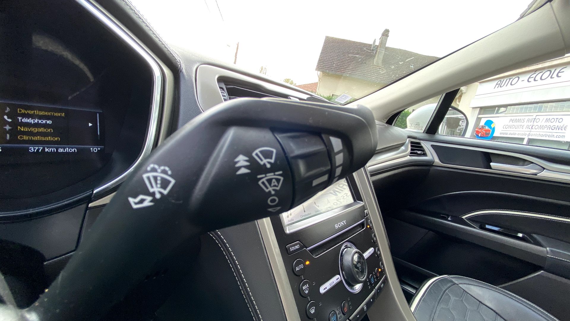 Ford Mondeo 2.0 i 187ch Vignale