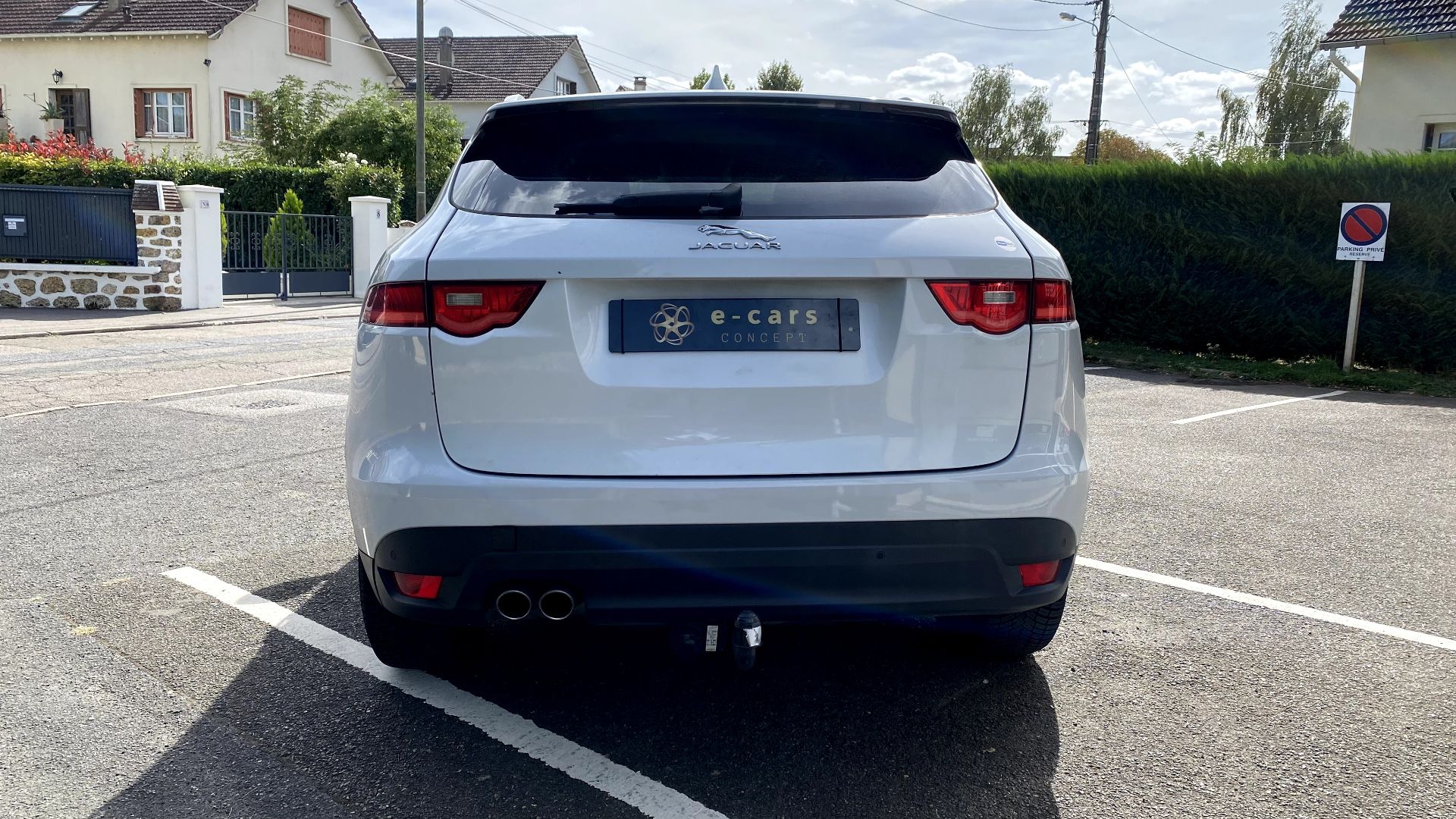 Jaguar F-Pace 2.0D 180ch Pure 4×4
