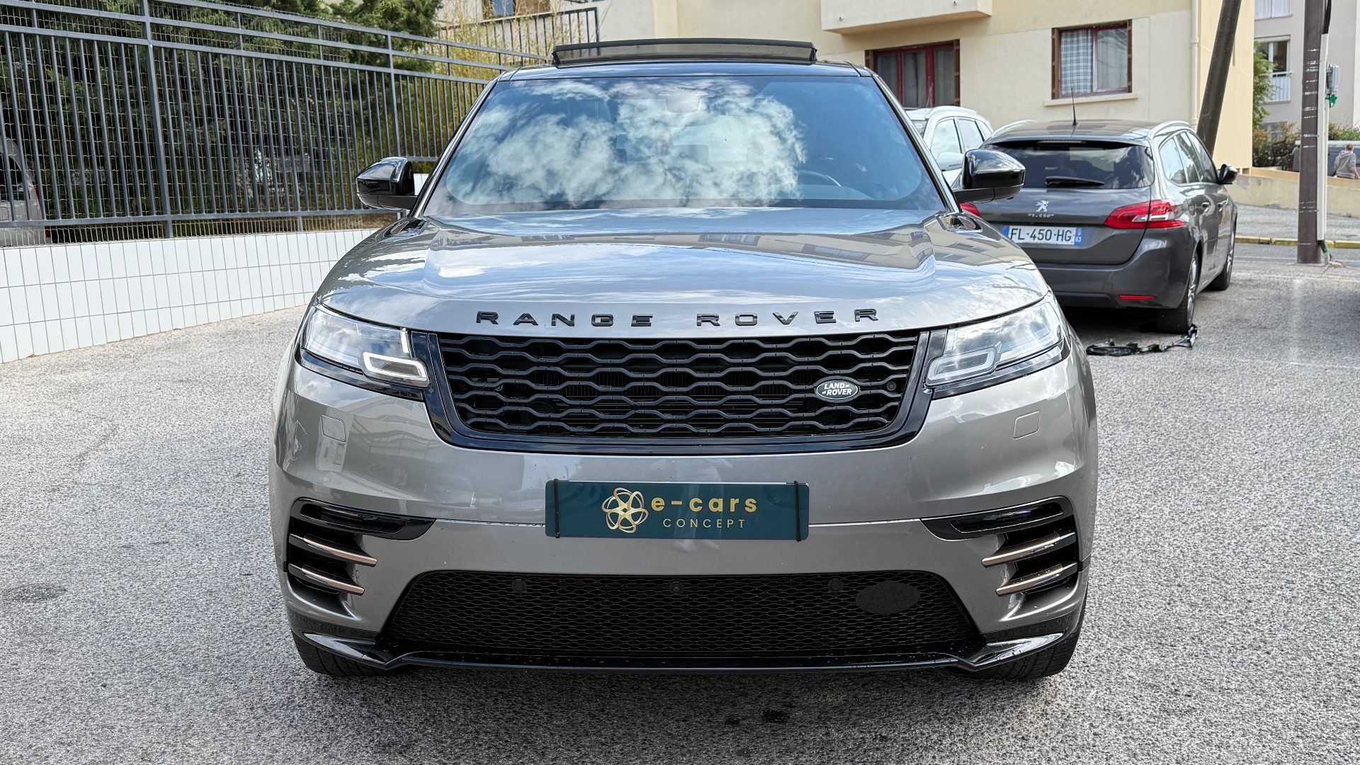 Land Rover Range Rover Velar 2.O SD4 240ch HSE R-DYNAMIC