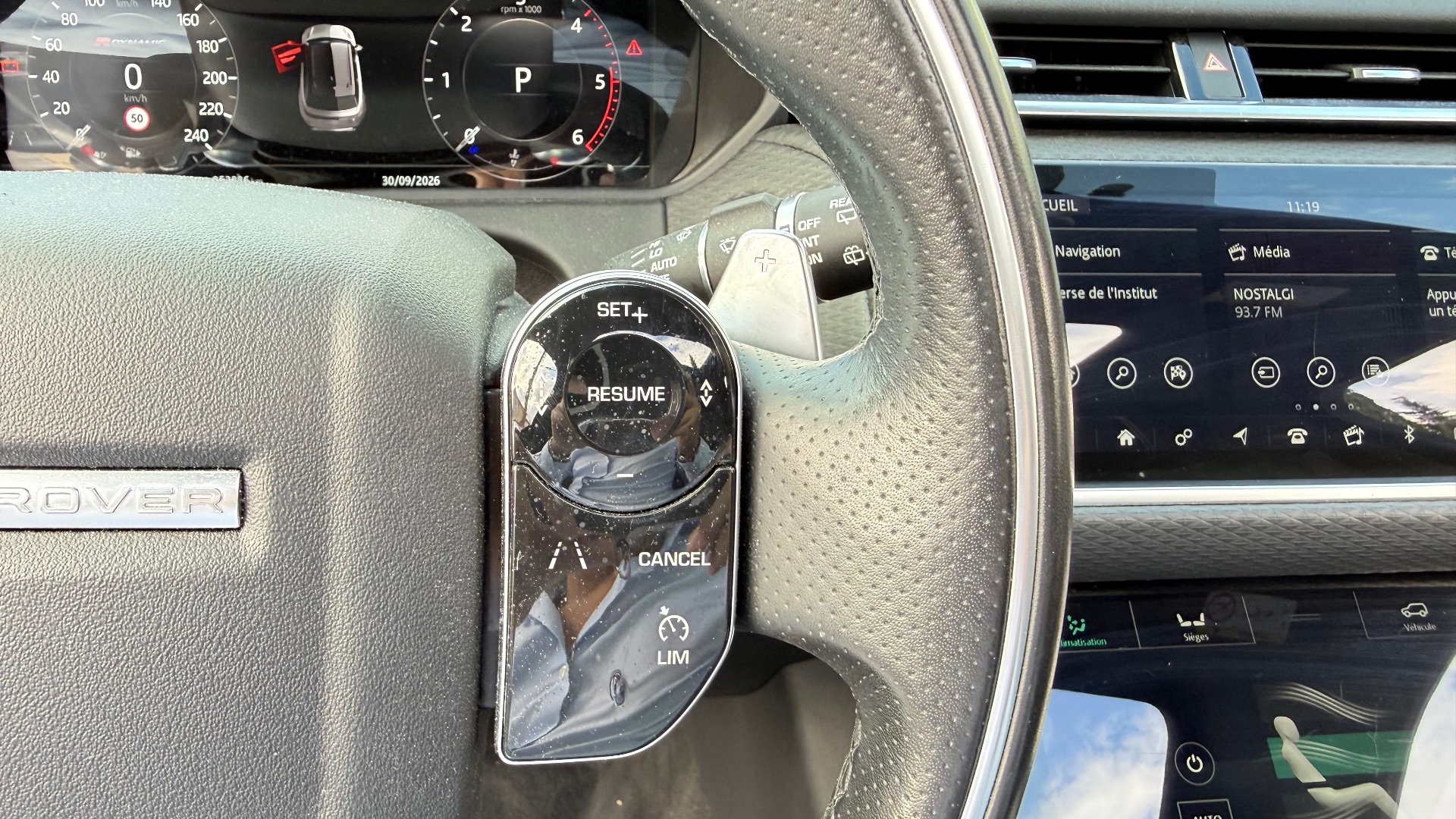 Land Rover Range Rover Velar 2.O SD4 240ch HSE R-DYNAMIC