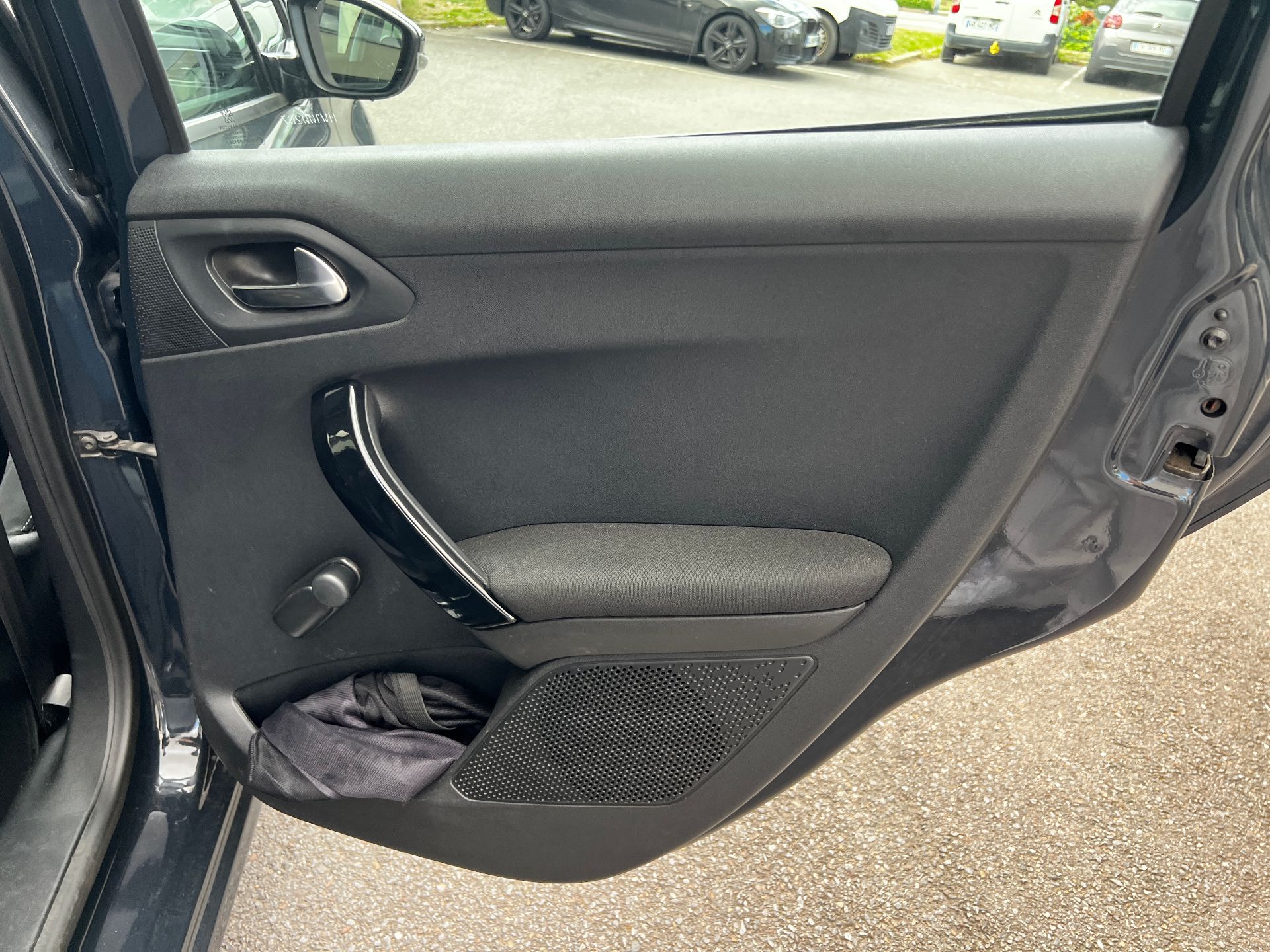 Peugoet 208 1.2 Pure tech 82ch ACTIVE