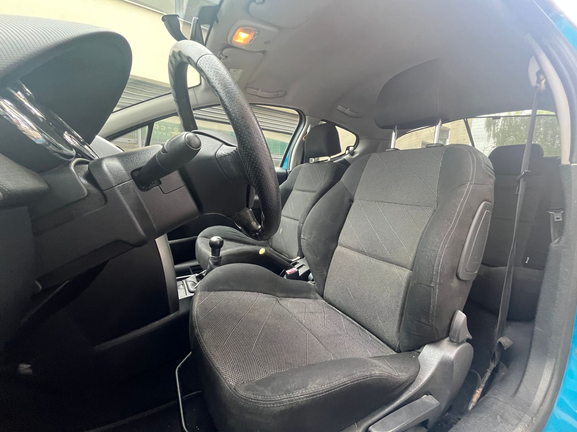 Peugeot 207 1.4 L 90ch Sport