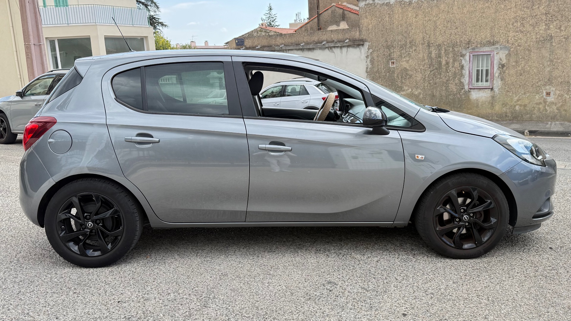Opel Corsa 1.4i 90ch COLOR EDITION