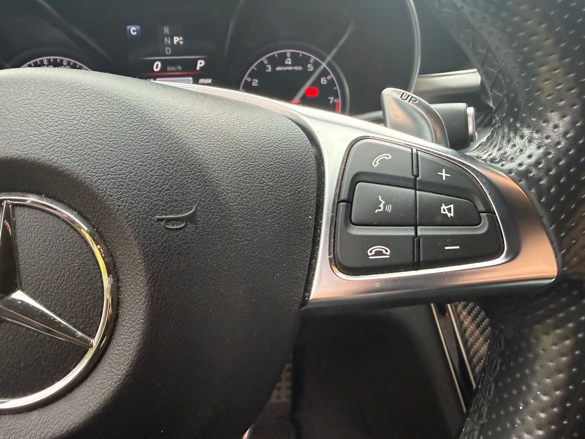 Mercedes-Benz Classe C 4.0 V8 476ch AMG