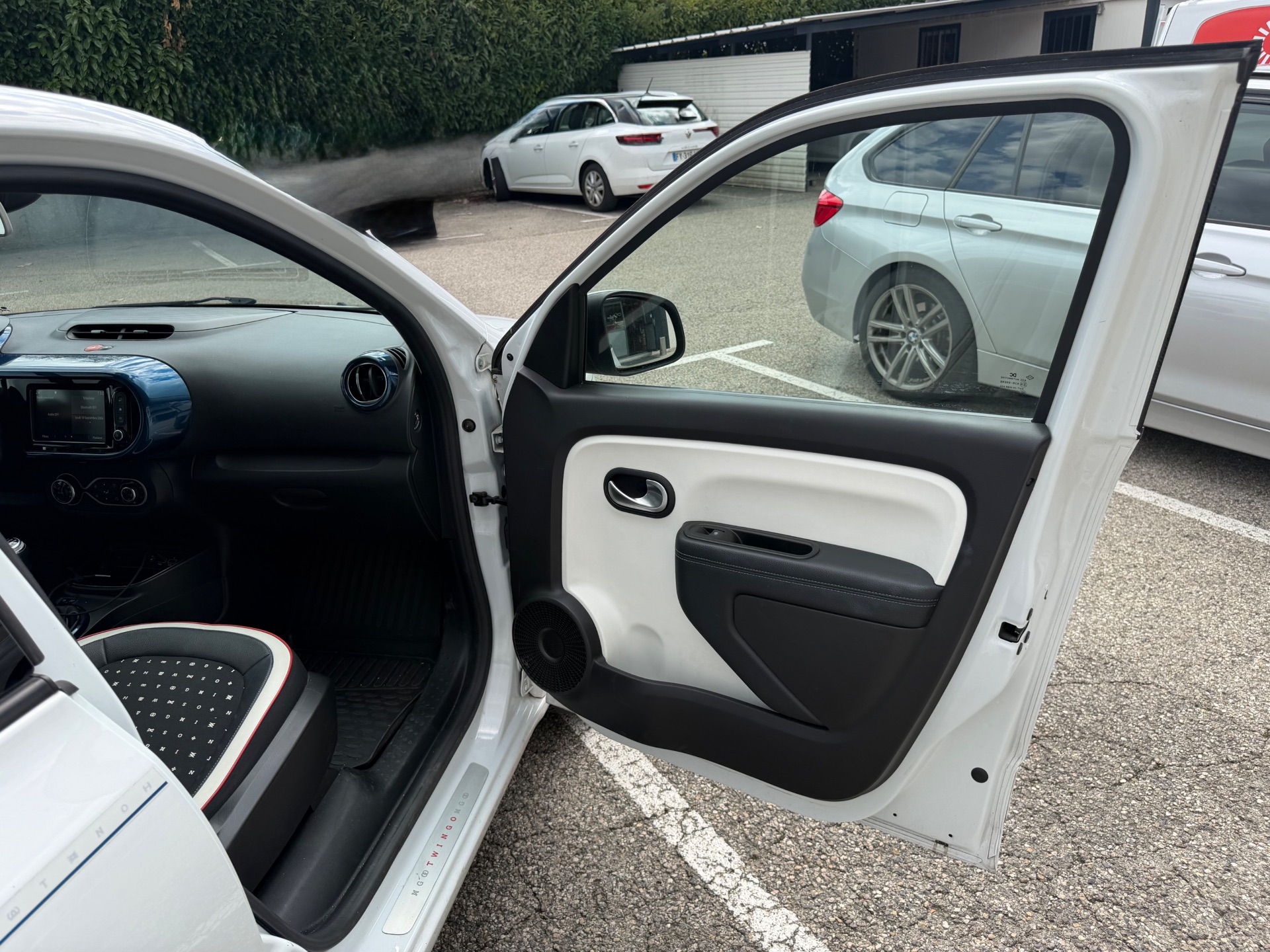 Renault Twingo 0.9 TCE 95ch SIGNATURE