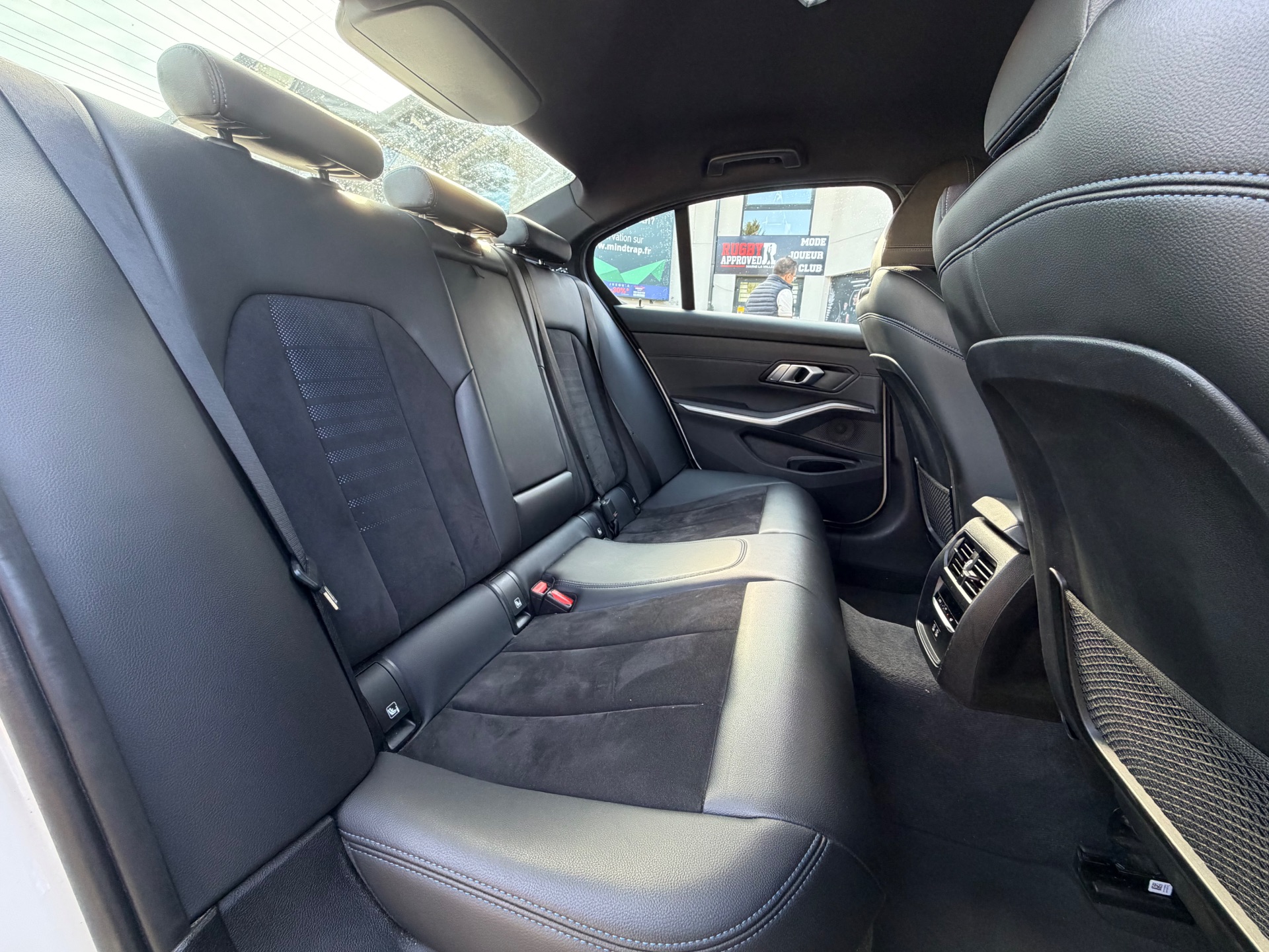 BMW Série 3 318i 2.0 i 16V Steptronic8 156ch M SPORT