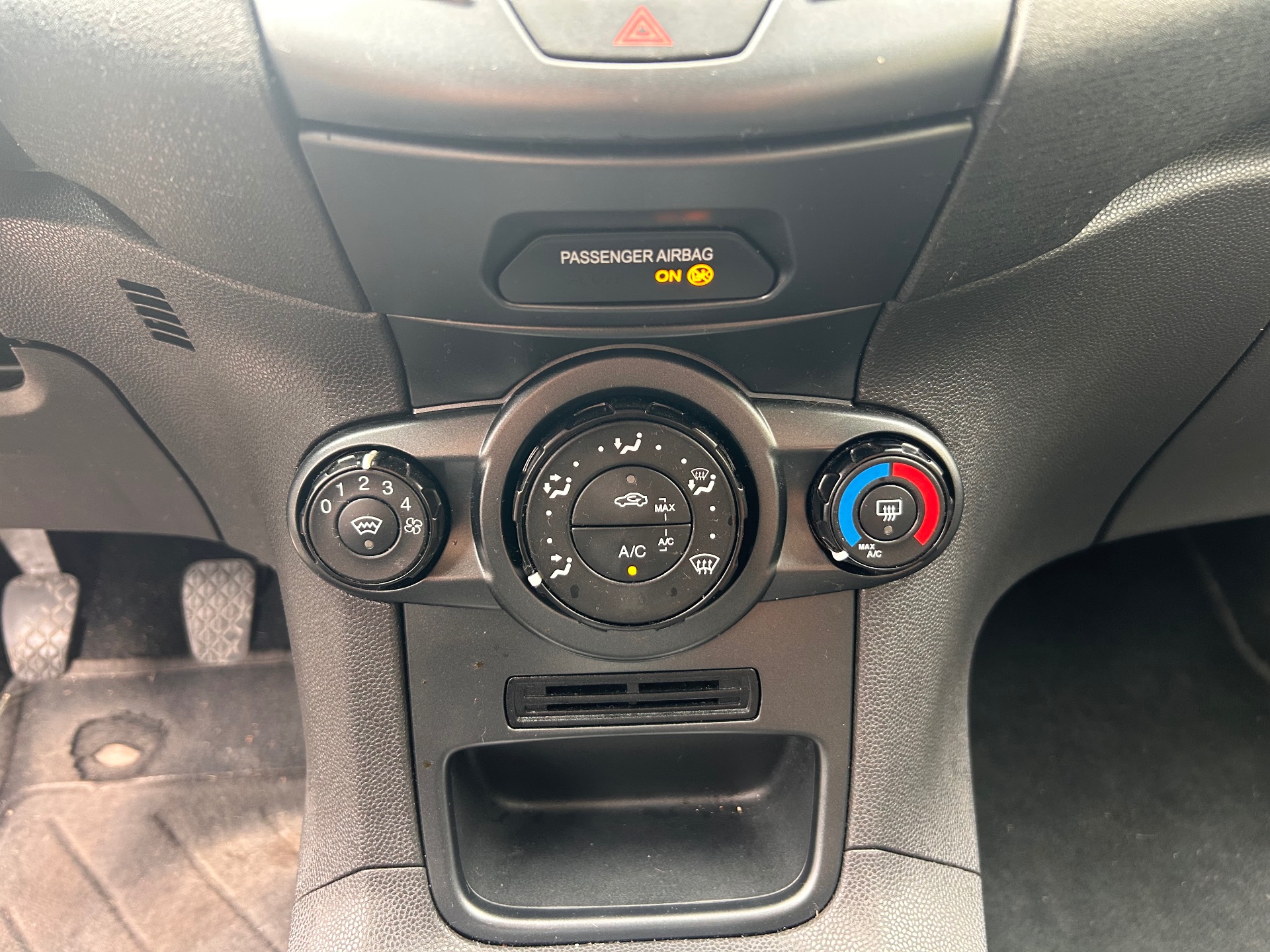 Ford Fiesta 1.0 sci 80ch titanium