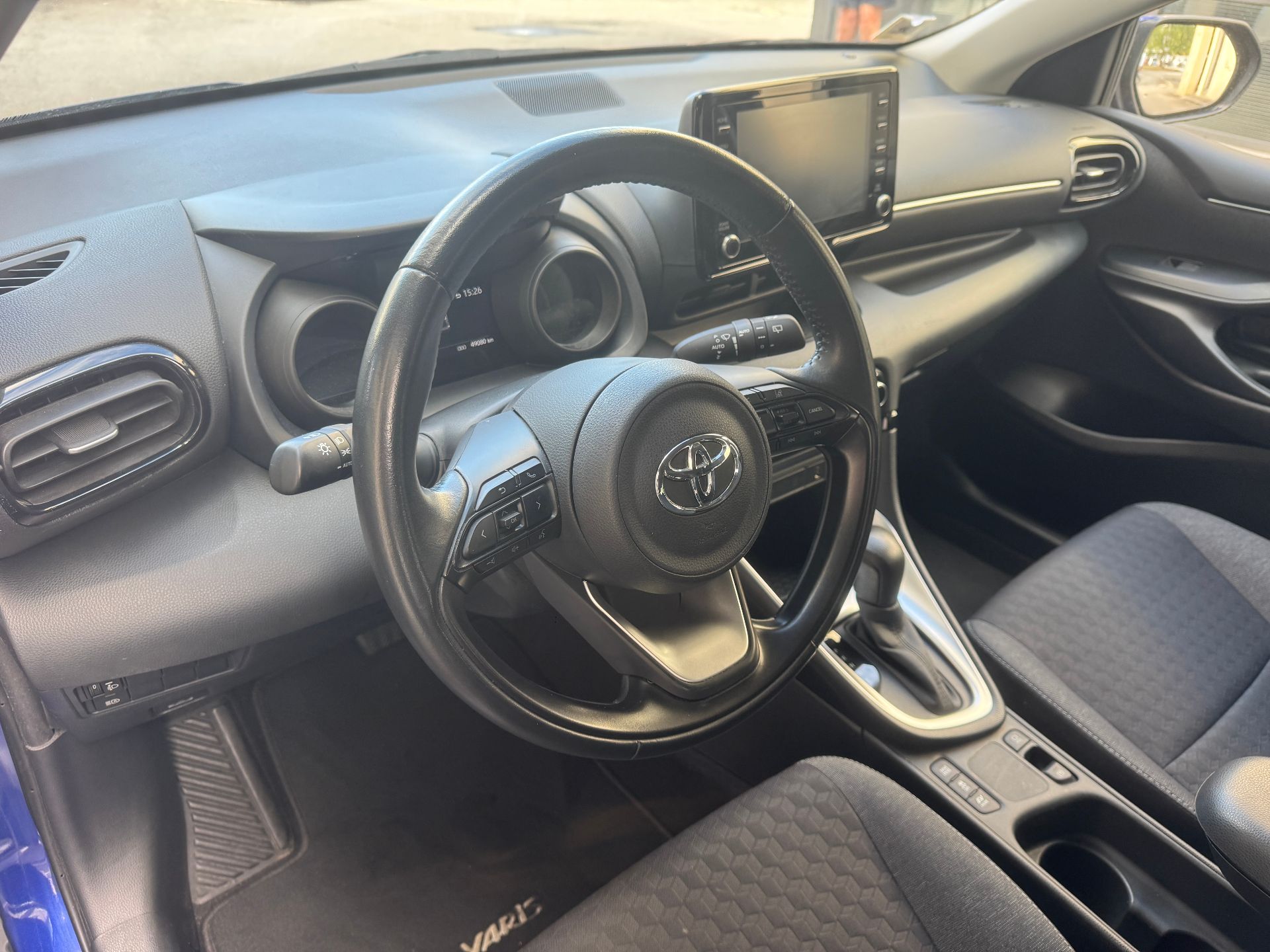 Toyota Yaris 1.5 VVTI 12V 116 HSD Hybrid E-CVT 92ch DESIGN PACK