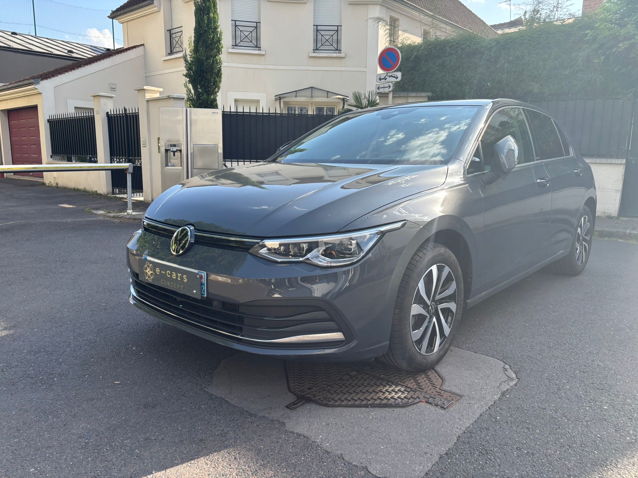 Volkswagen Golf 8 VIII 1.5 ETSI 131ch Active