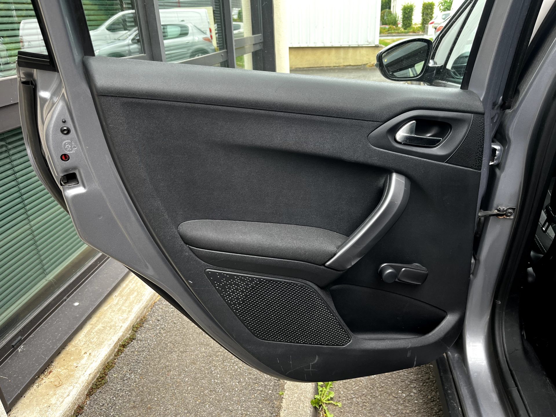 Peugeot 2008 1.6 BLUEHDI 75ch ACTIVE