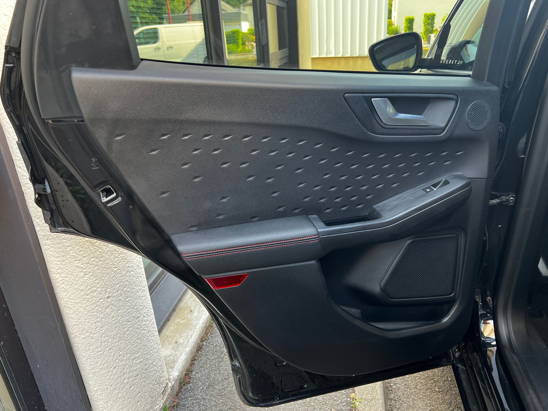 Ford Kuga 2.5 DURATEC HYBRID ST-LINE
