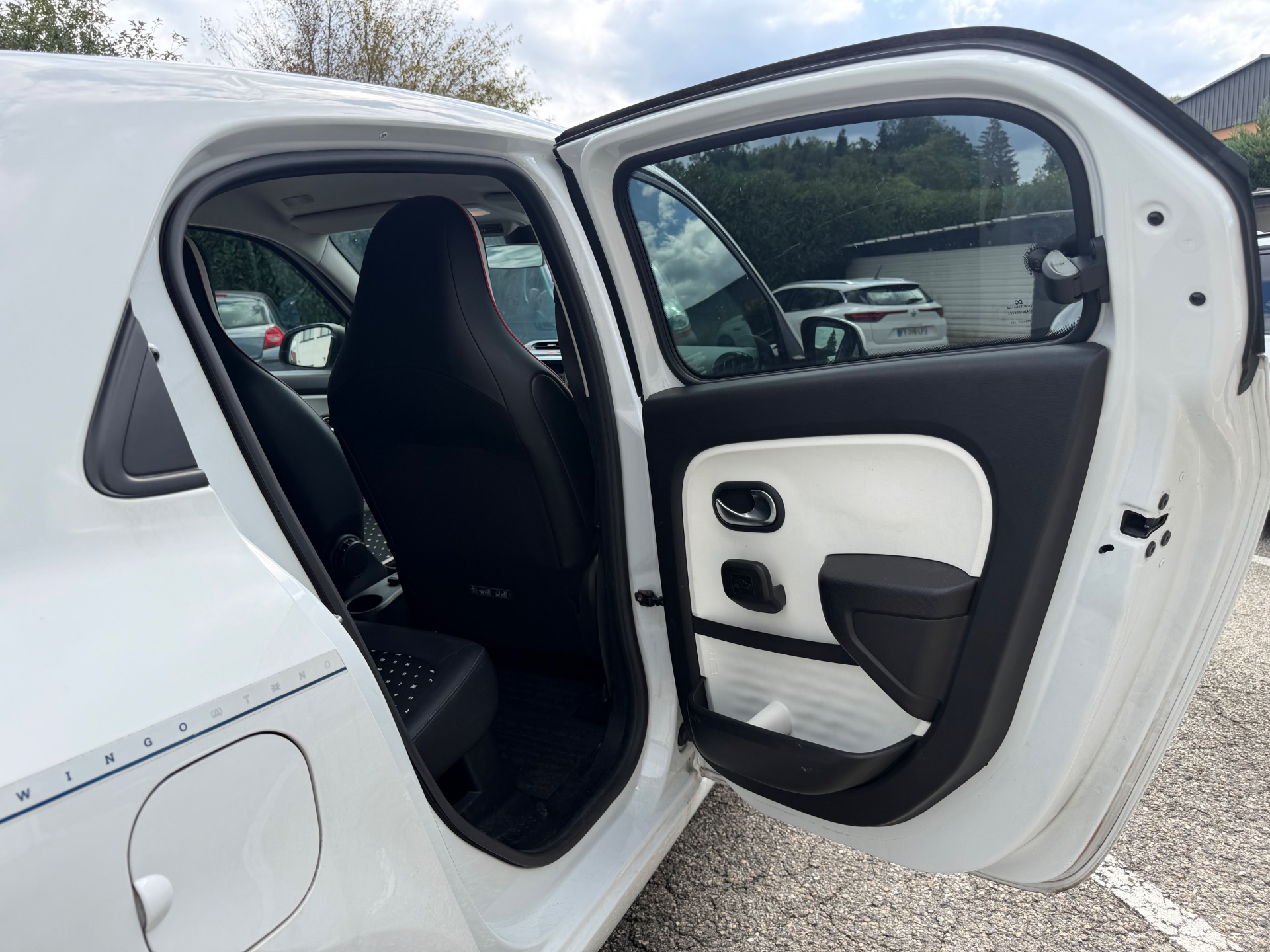 Renault Twingo 0.9 TCE 95ch SIGNATURE