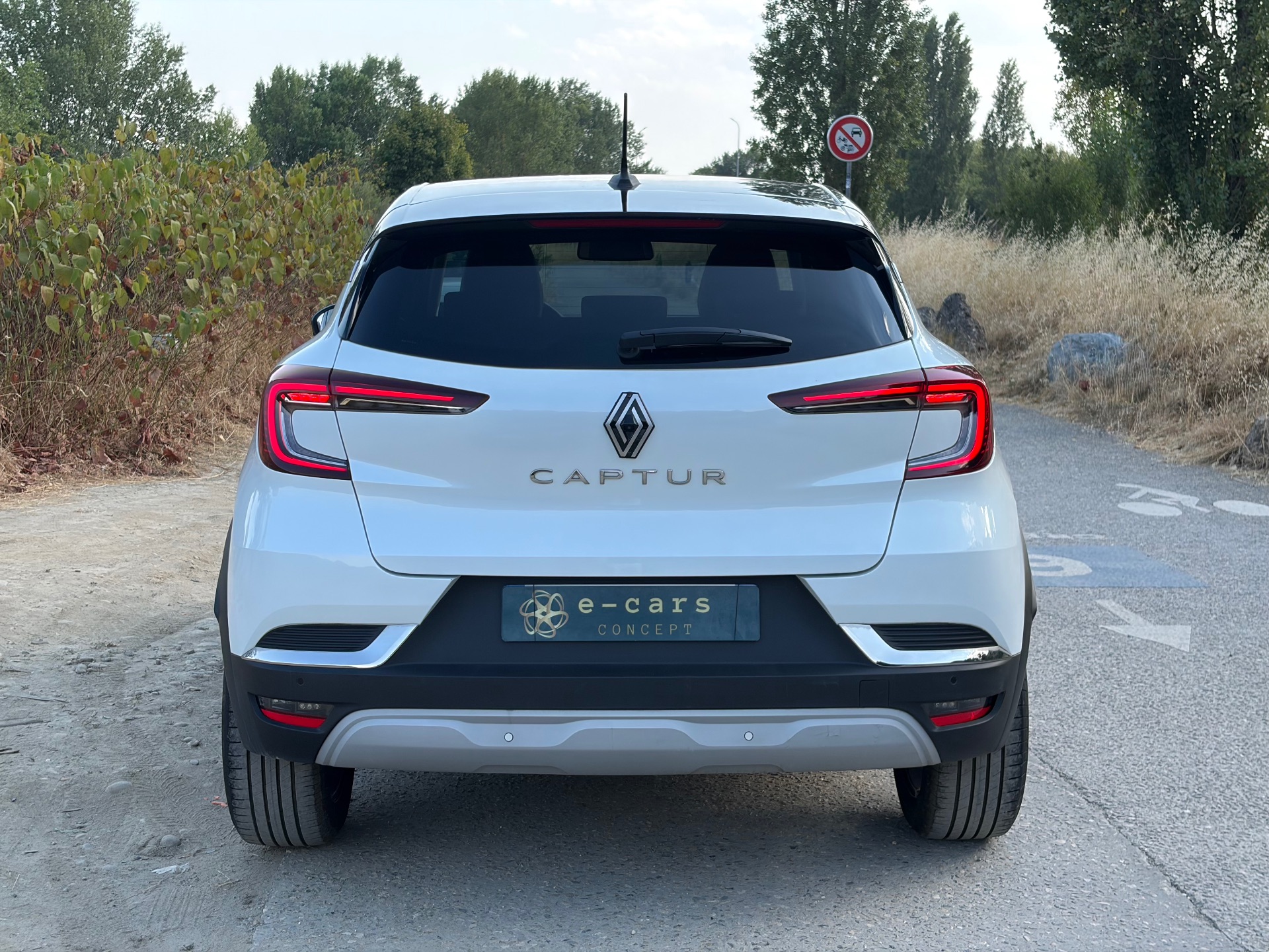 Captur blanc nacre 2022