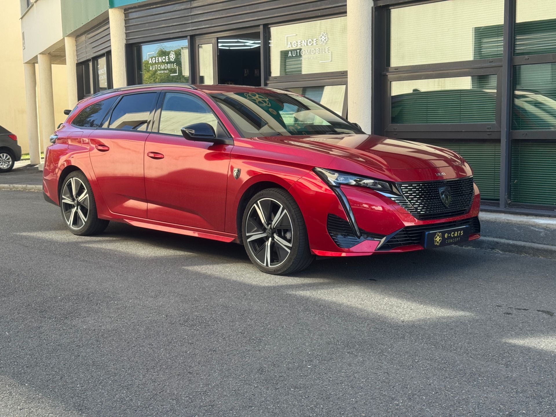 Peugeot 308 SW 1.2 HYBRID 136ch GT LINE