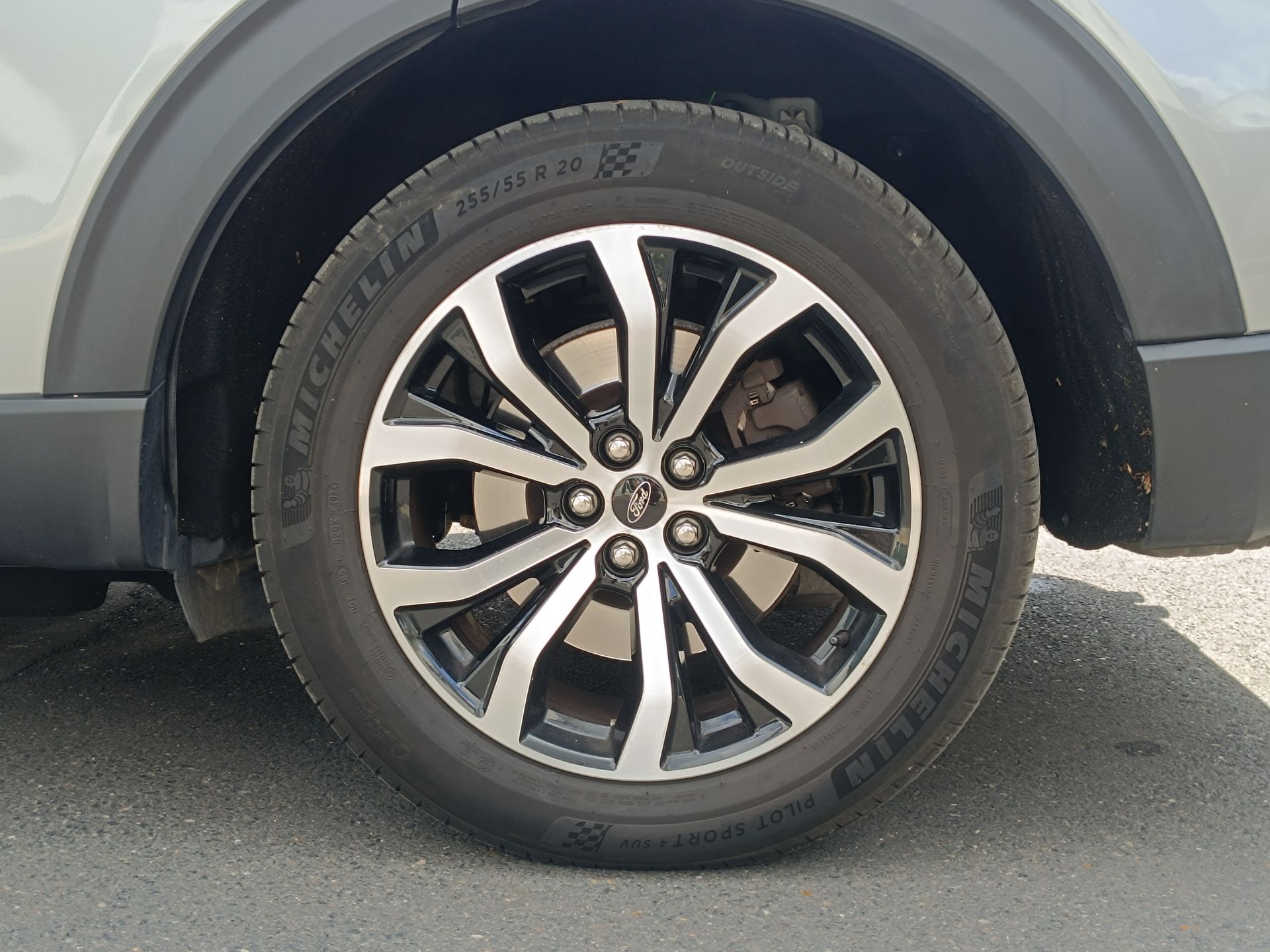Ford Explorer 3.0i HYBRID 457ch ST LINE