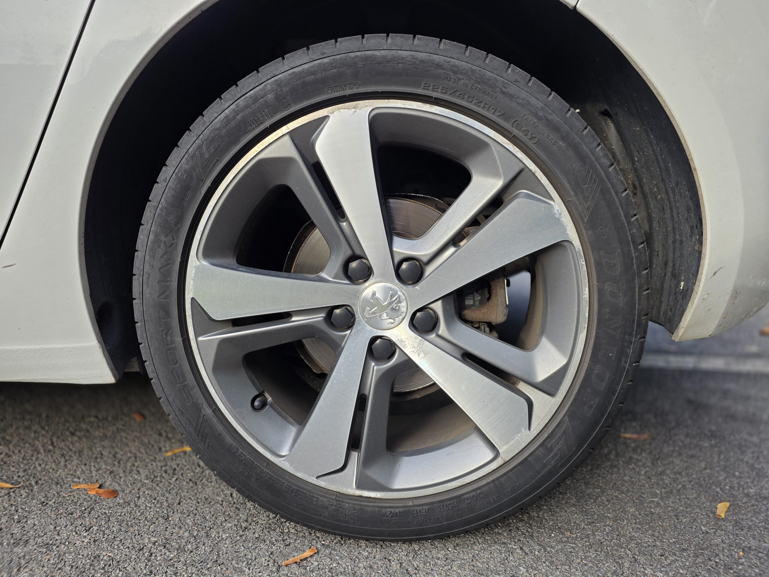PEUGEOT 308 Féline – 1.2 PureTech 130ch BVM6