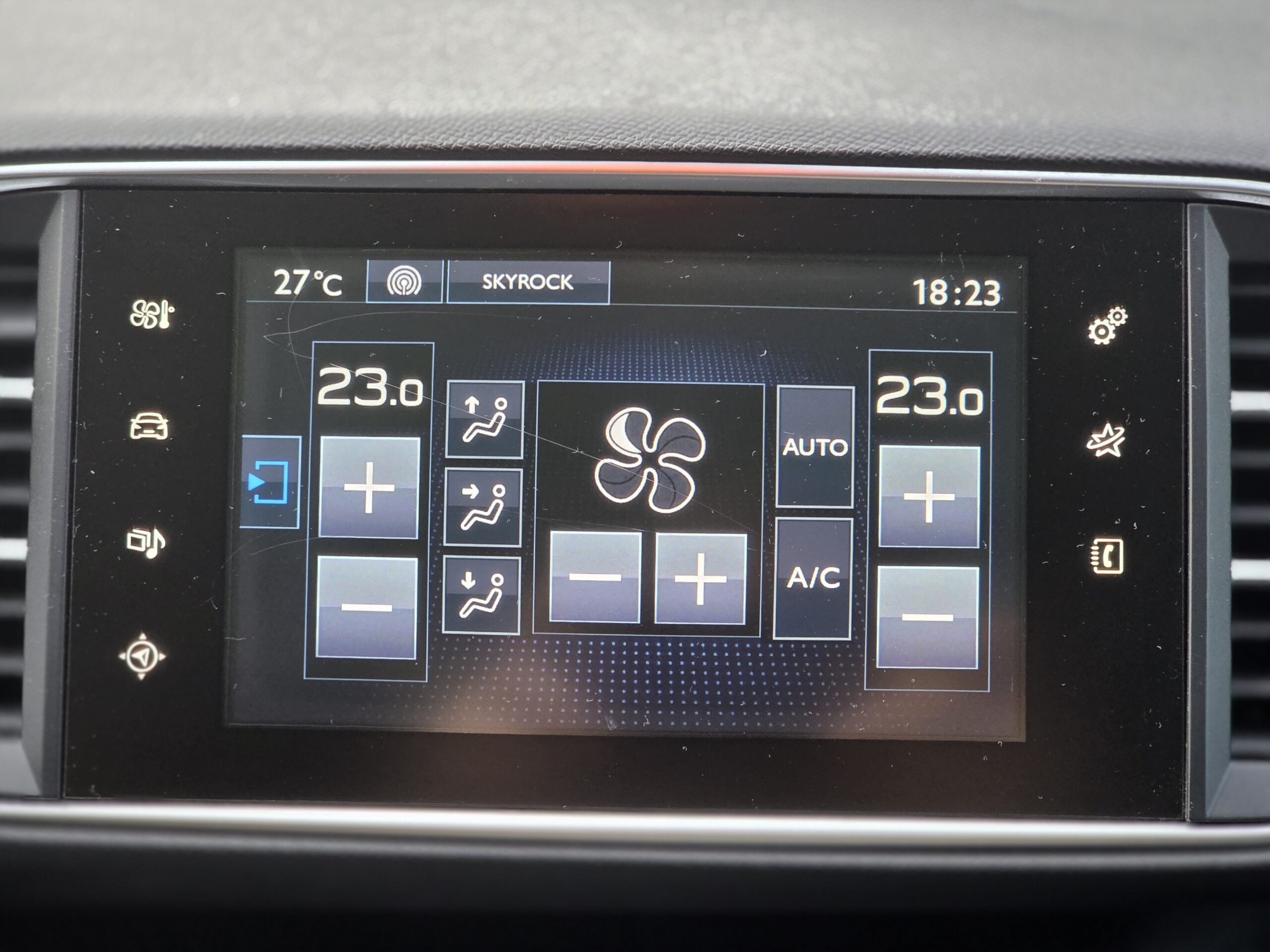 PEUGEOT 308 Féline – 1.2 PureTech 130ch BVM6