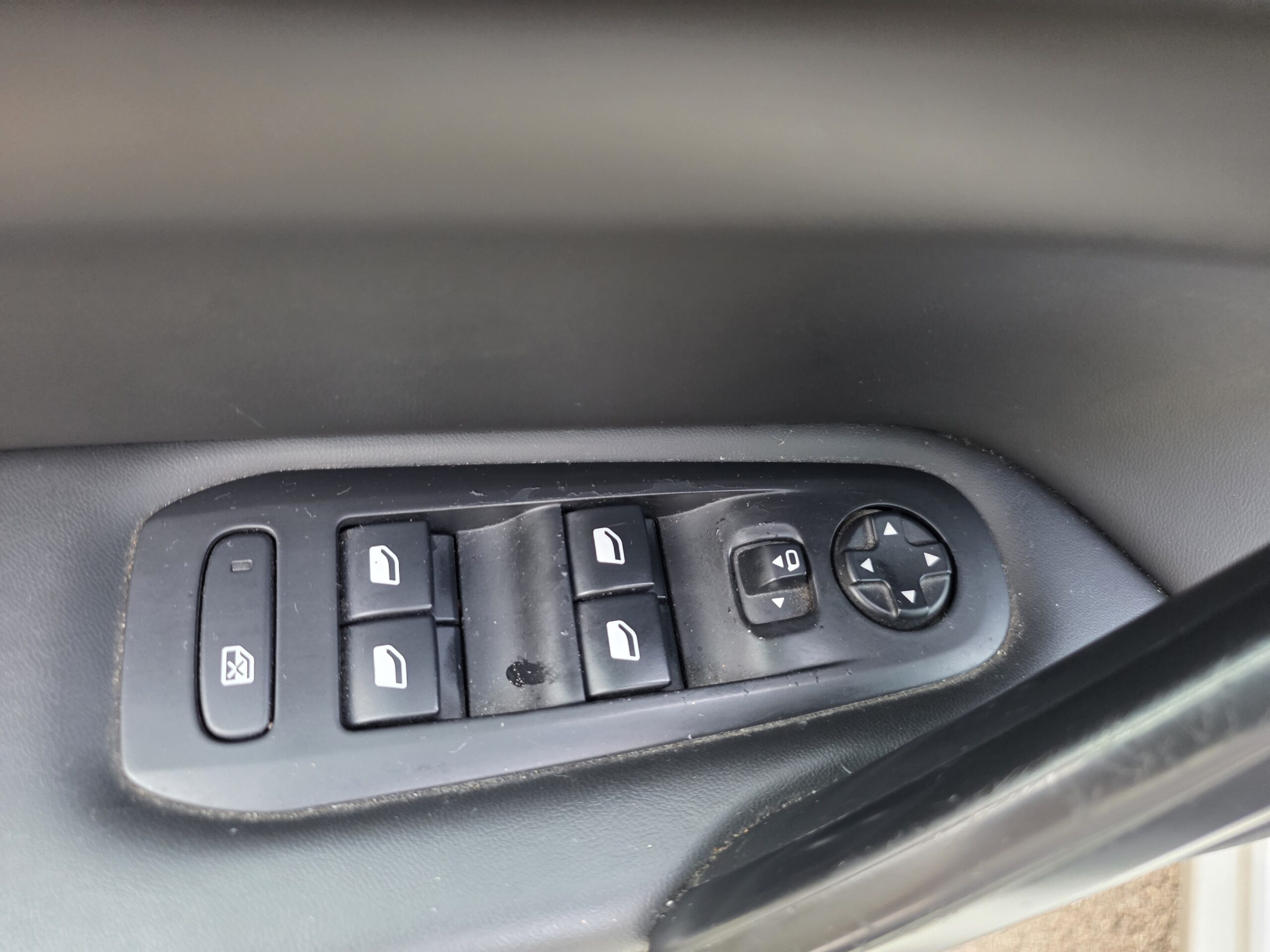PEUGEOT 308 Féline – 1.2 PureTech 130ch BVM6