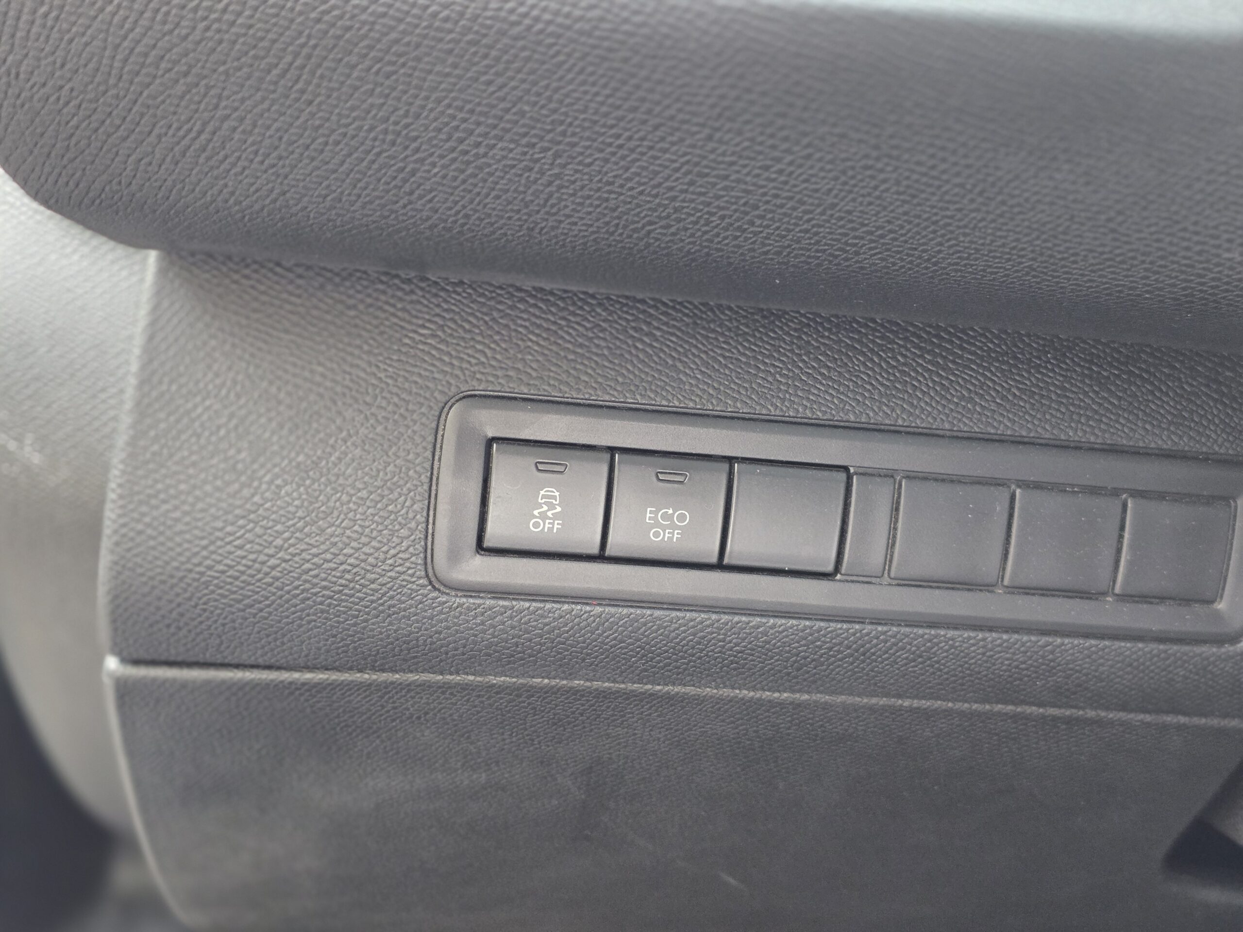 PEUGEOT 308 Féline – 1.2 PureTech 130ch BVM6