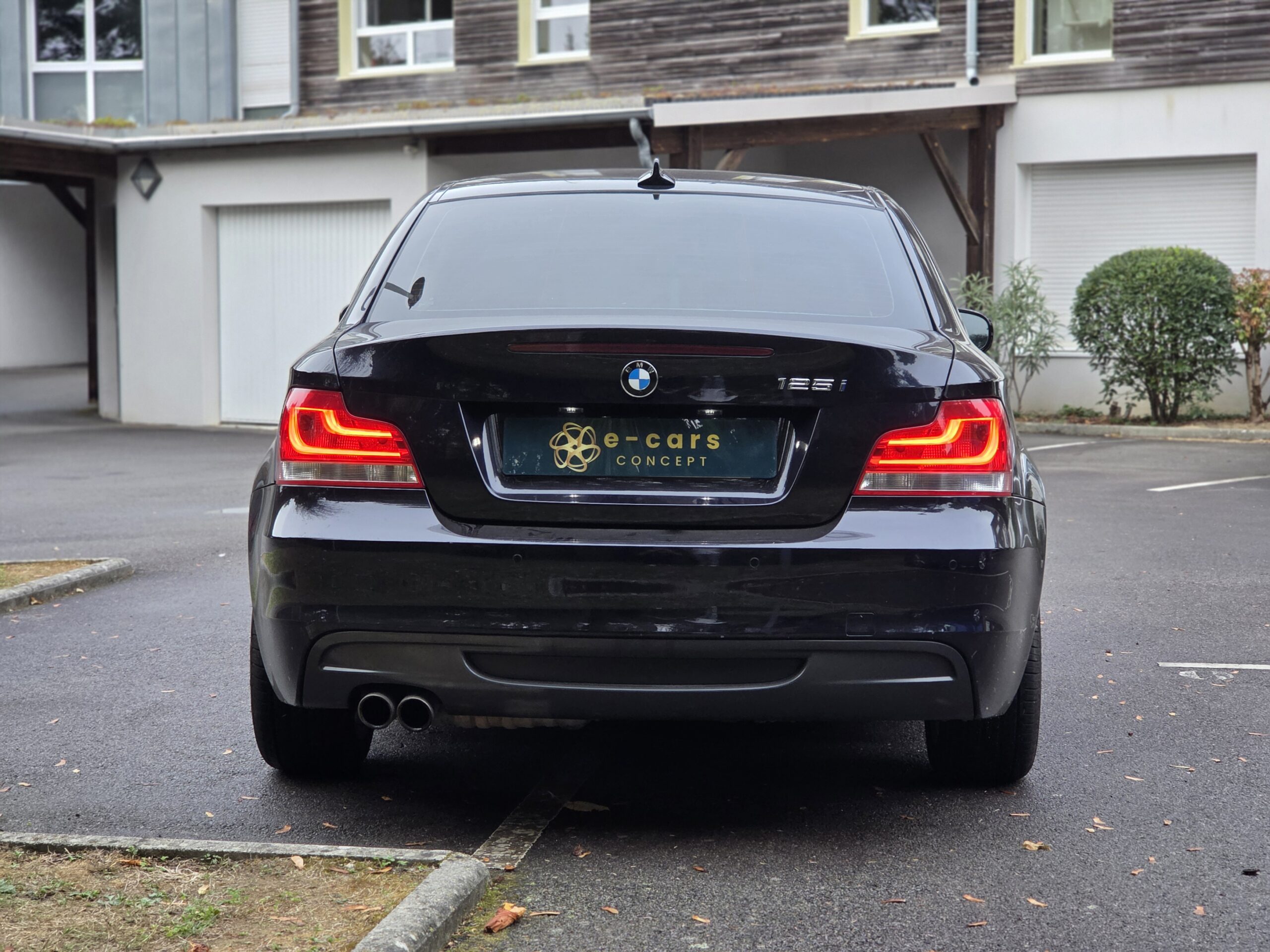 BMW SÉRIE 1 COUPÉ E82 – 125i 3.0 L6 218ch BVA6 Finition M SPORT