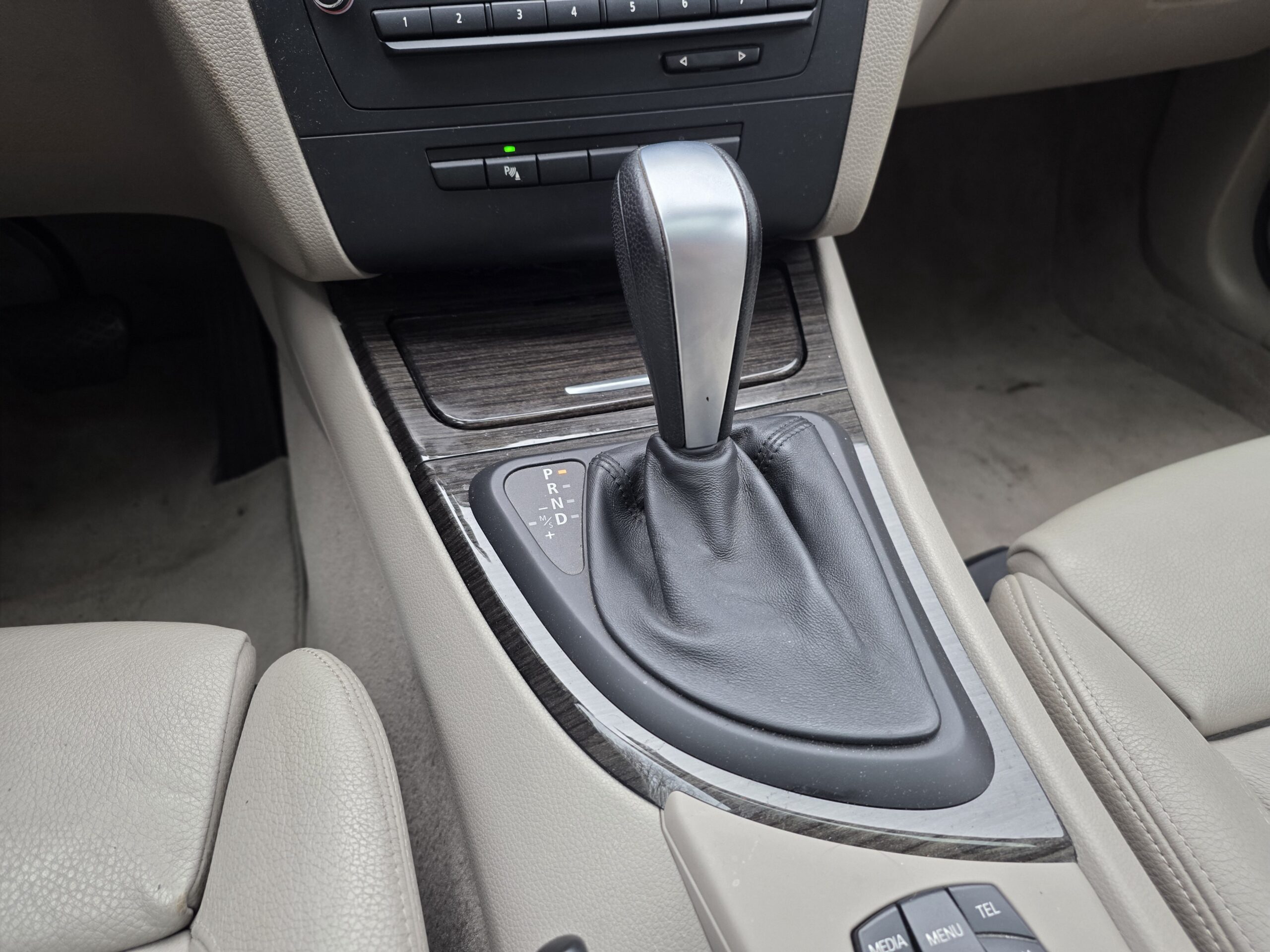 BMW SÉRIE 1 COUPÉ E82 – 125i 3.0 L6 218ch BVA6 Finition M SPORT
