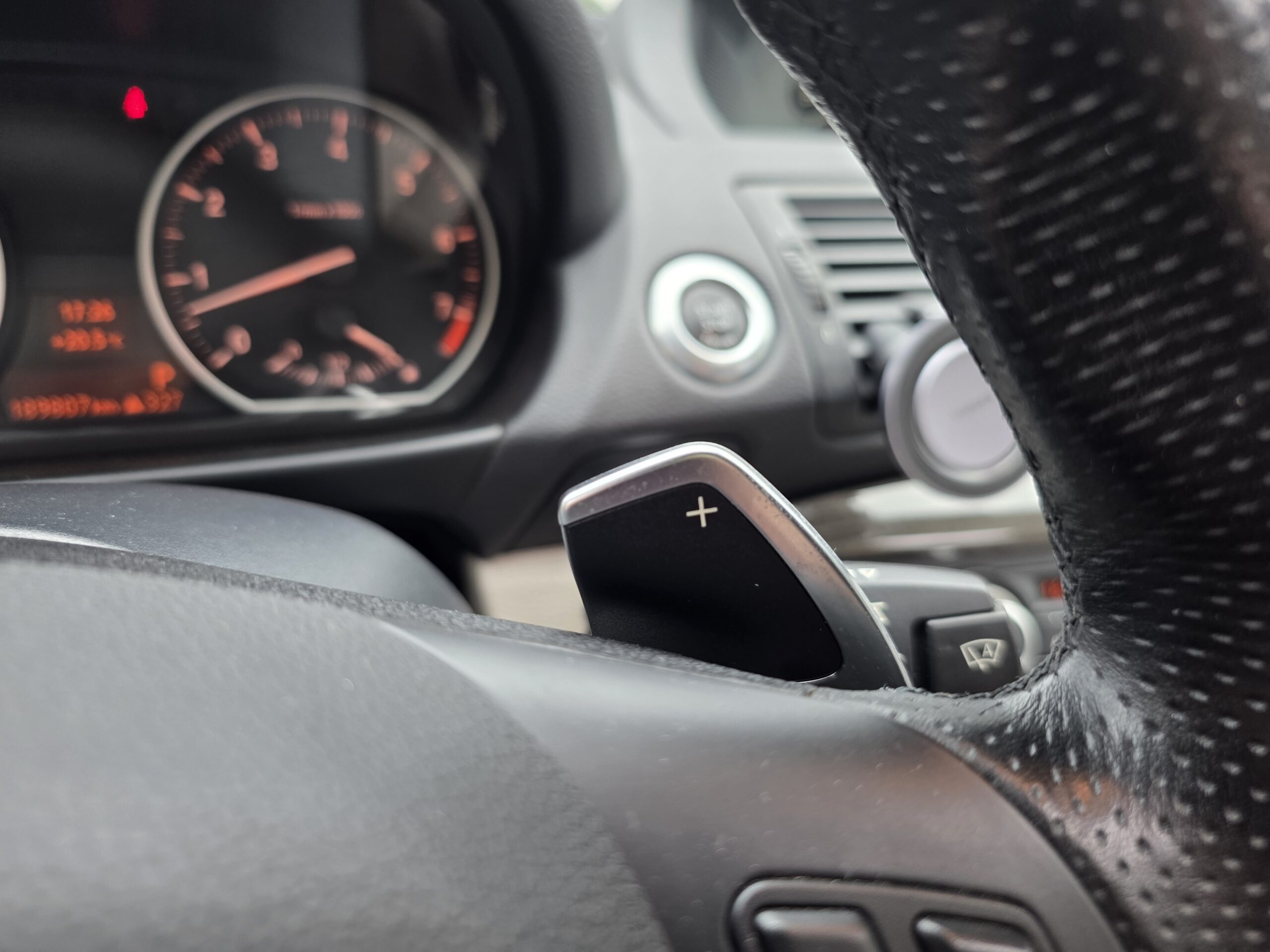 BMW SÉRIE 1 COUPÉ E82 – 125i 3.0 L6 218ch BVA6 Finition M SPORT