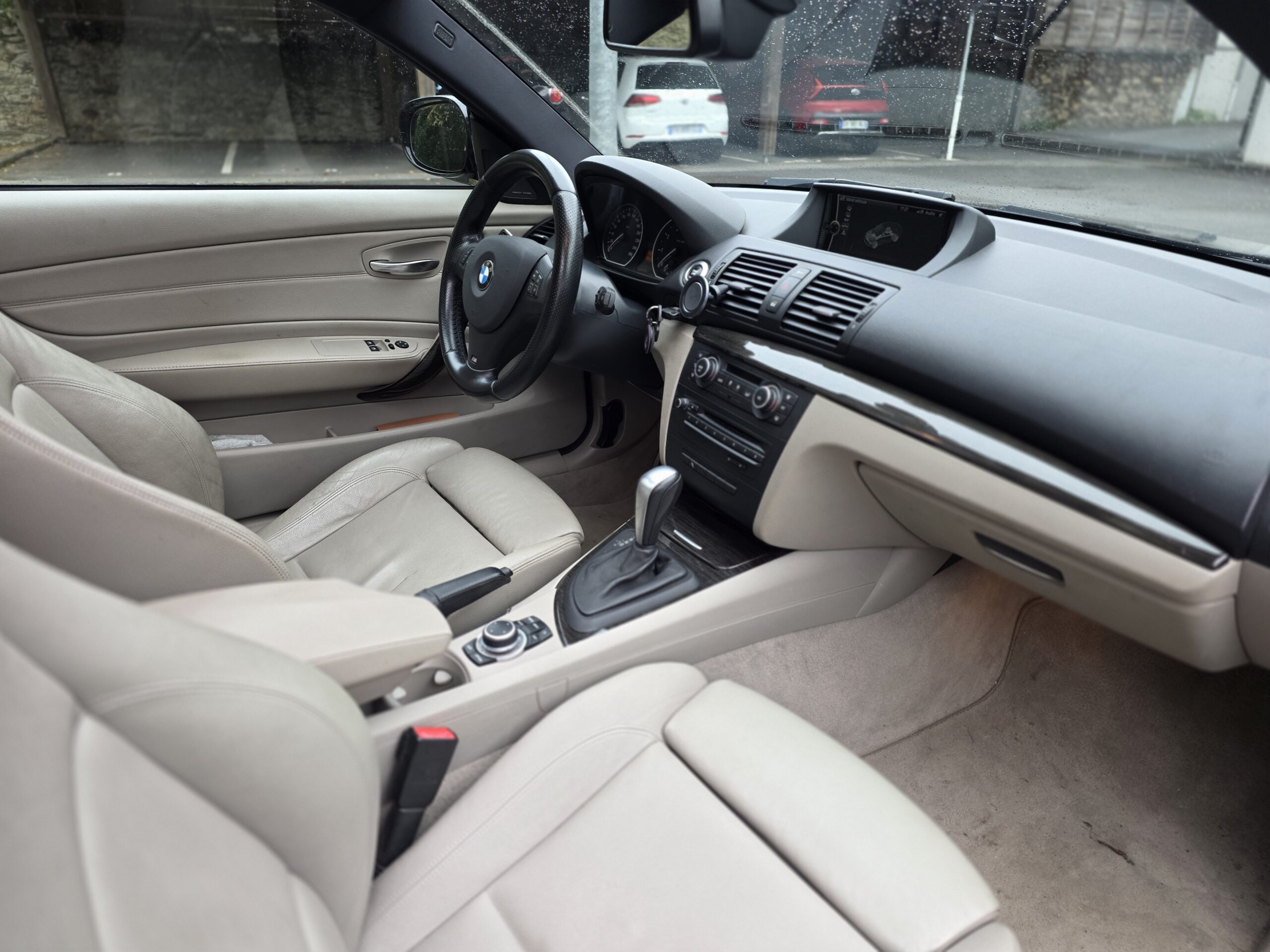 BMW SÉRIE 1 COUPÉ E82 – 125i 3.0 L6 218ch BVA6 Finition M SPORT