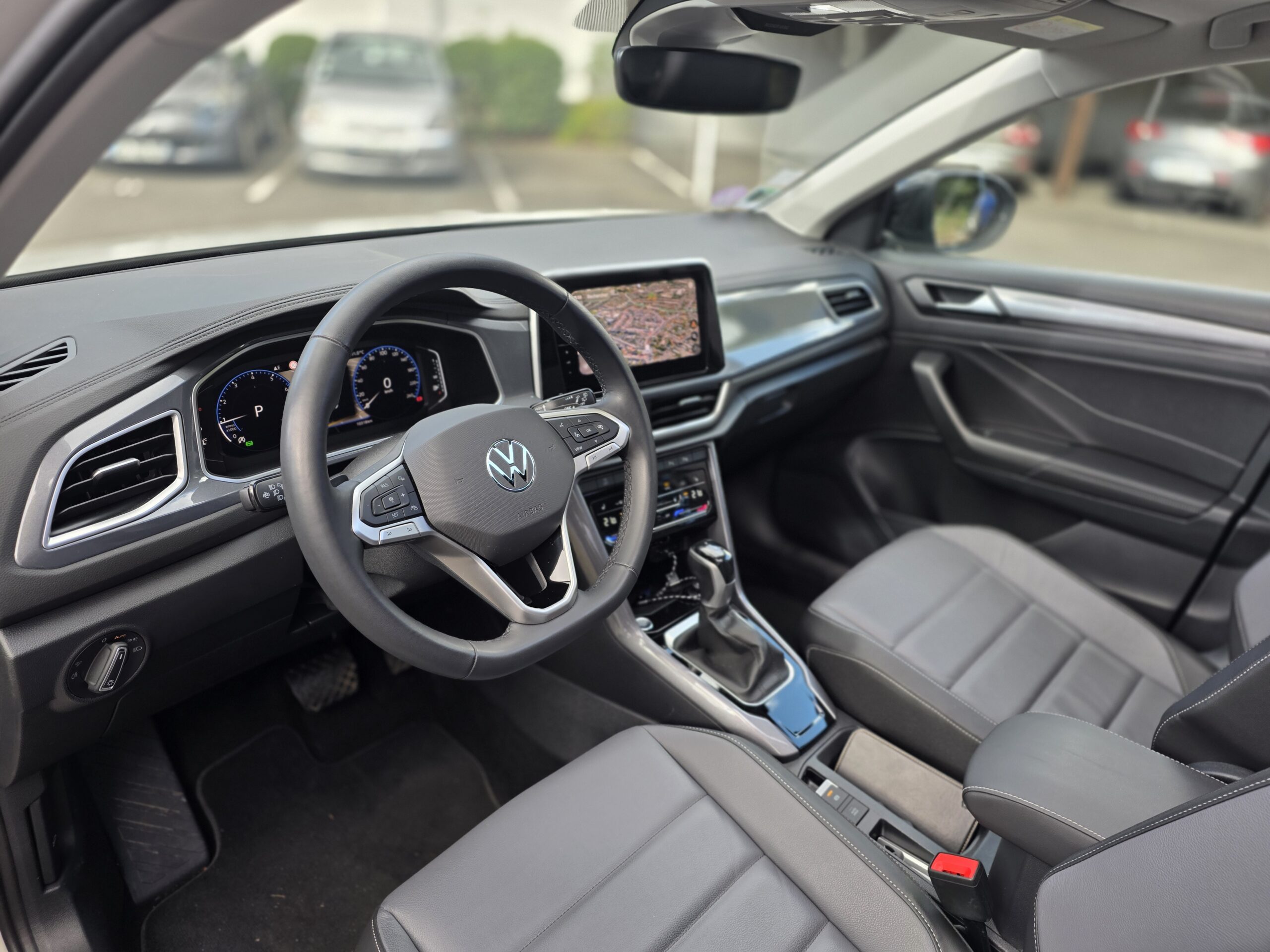 VOLKSWAGEN T-ROC – 1.5 TSI EVO 150 ch DSG7 Finition STYLE EXCLUSIVE