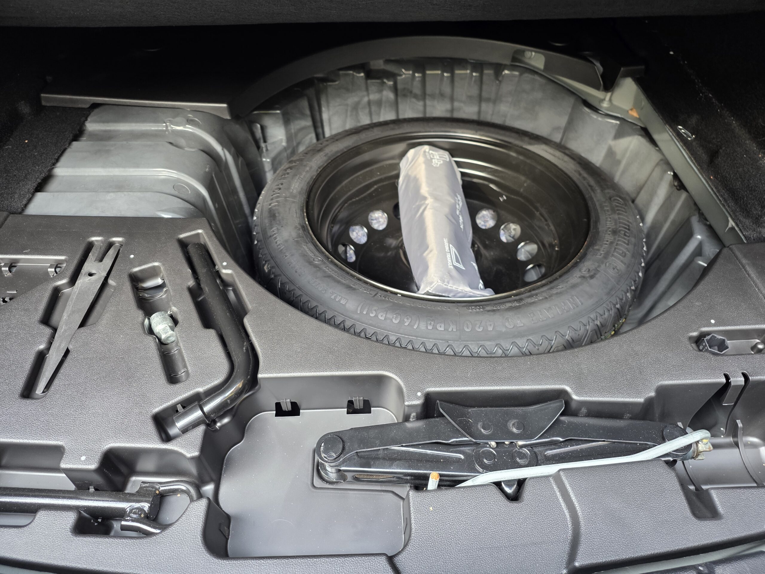RENAULT TALISMAN BERLINE – 1.3 TCe 160 Boîte automatique EDC7 Finition INITIALE PARIS