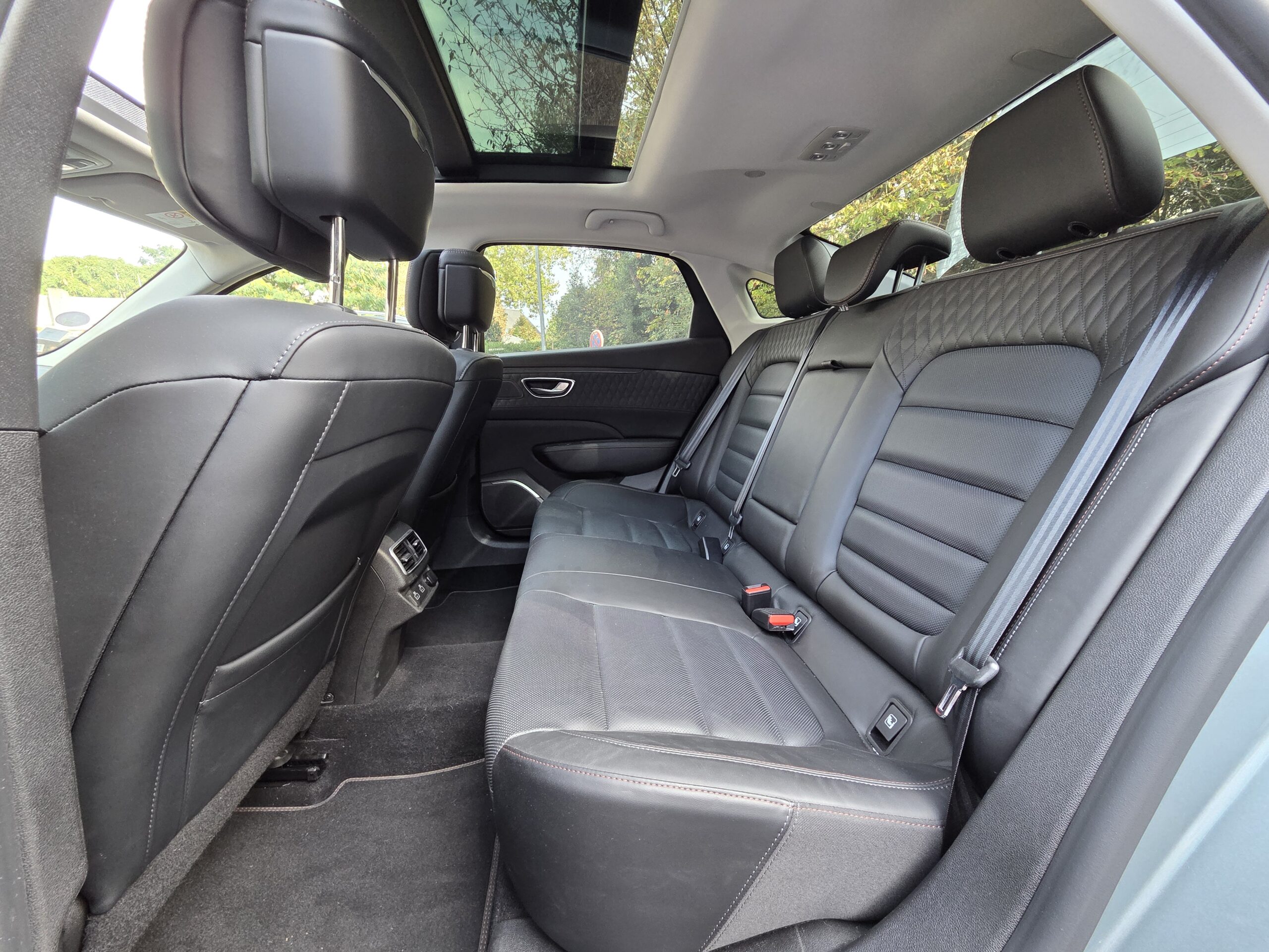 RENAULT TALISMAN BERLINE – 1.3 TCe 160 Boîte automatique EDC7 Finition INITIALE PARIS
