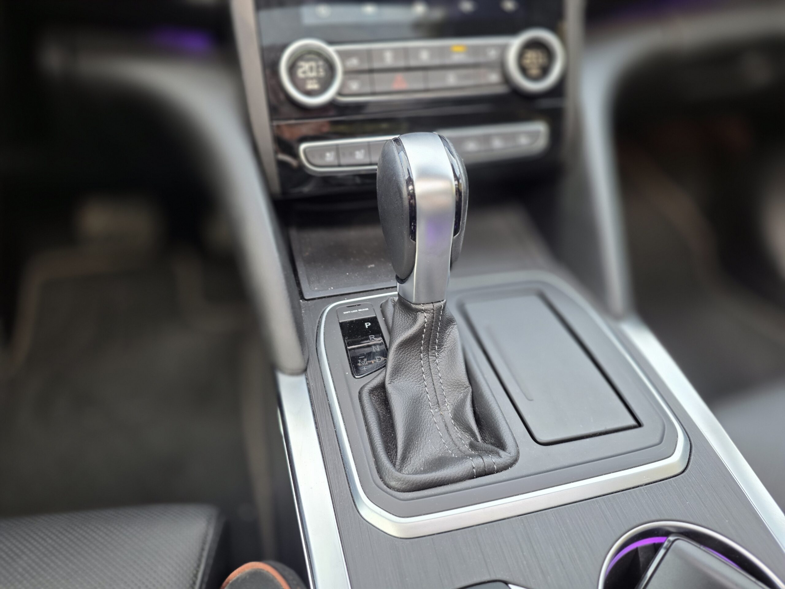 RENAULT TALISMAN BERLINE – 1.3 TCe 160 Boîte automatique EDC7 Finition INITIALE PARIS