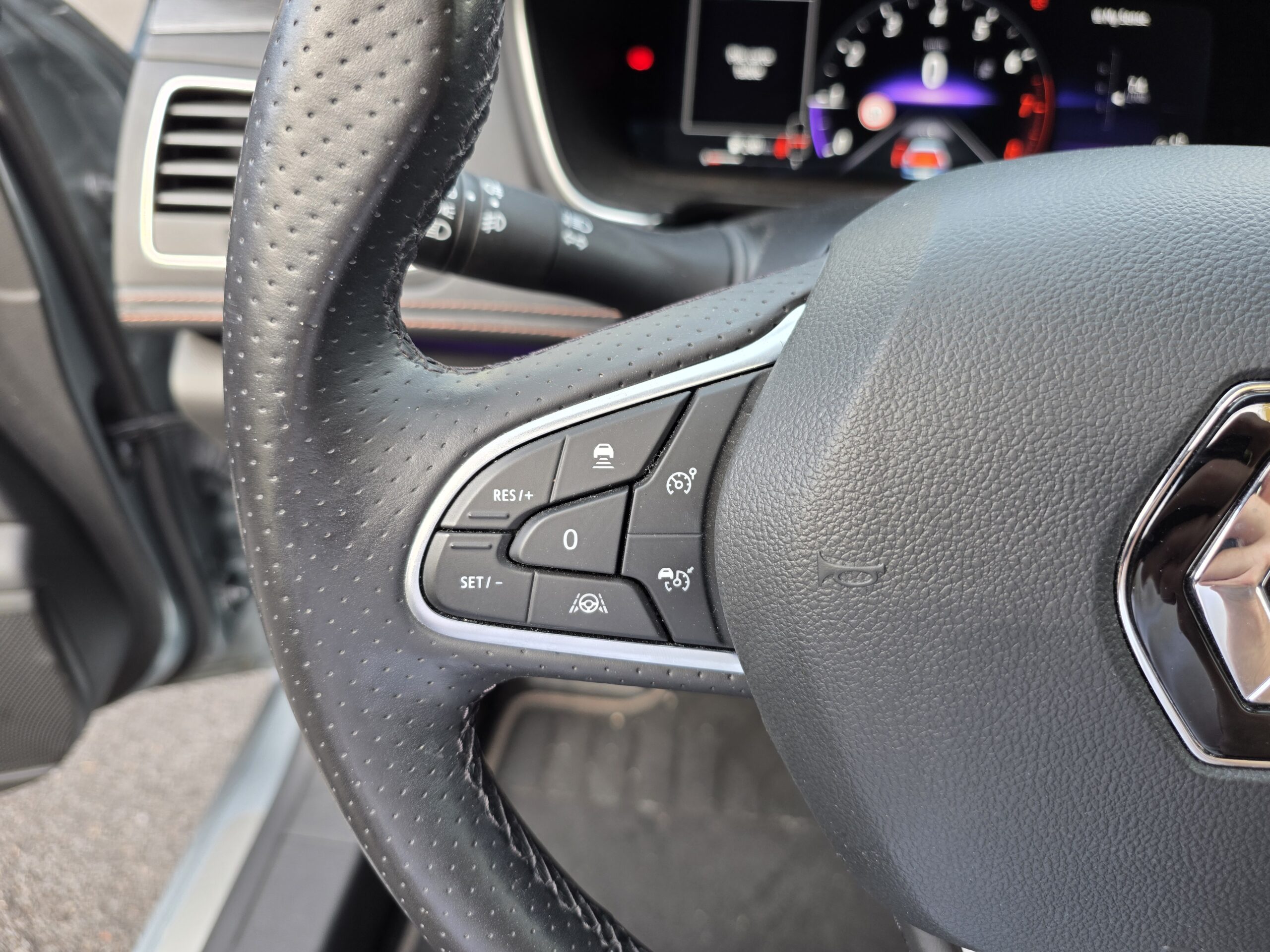 RENAULT TALISMAN BERLINE – 1.3 TCe 160 Boîte automatique EDC7 Finition INITIALE PARIS