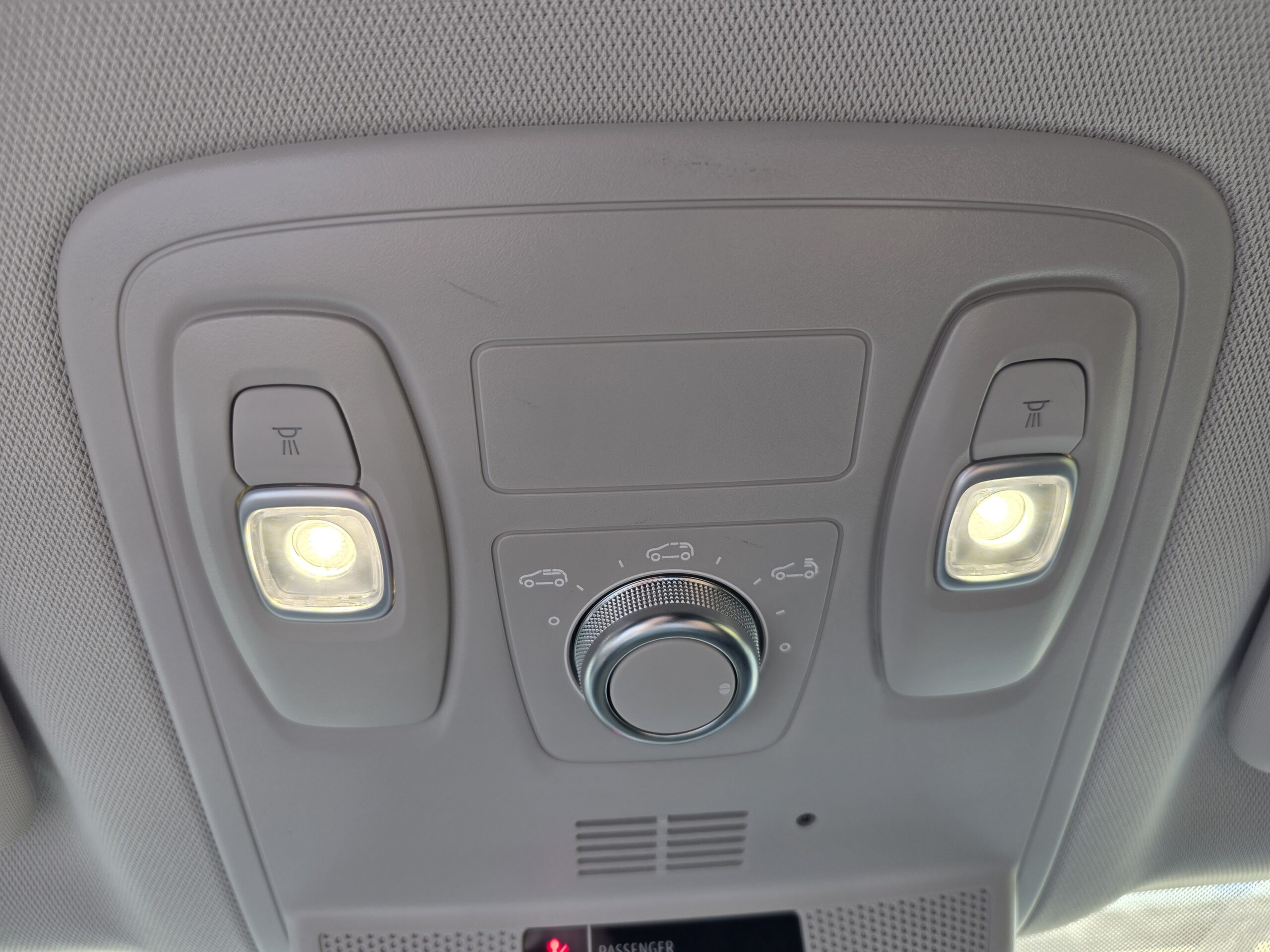 RENAULT TALISMAN BERLINE – 1.3 TCe 160 Boîte automatique EDC7 Finition INITIALE PARIS