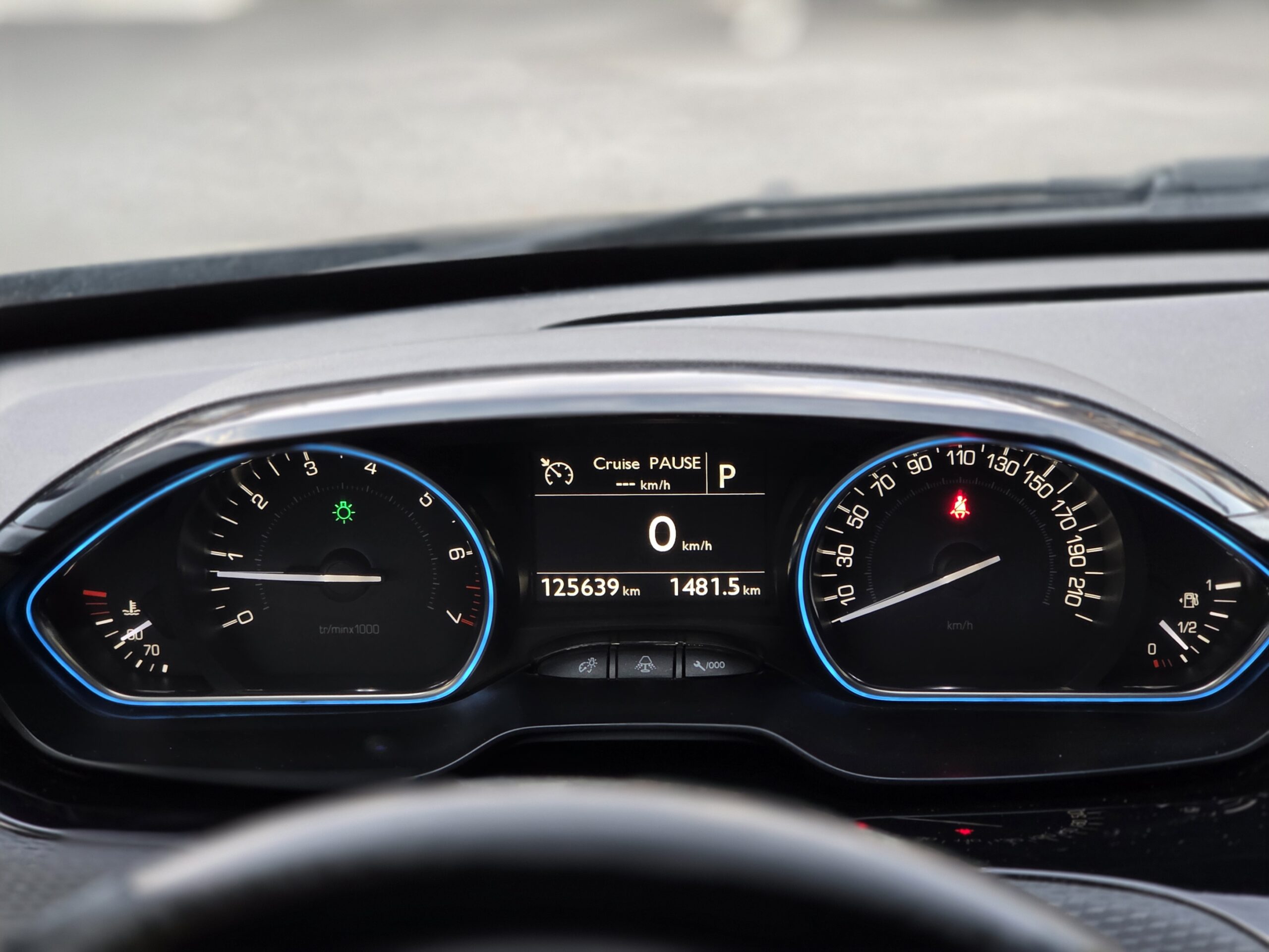 PEUGEOT 2008 – 1.2 PureTech 110ch EAT6 Finition ALLURE