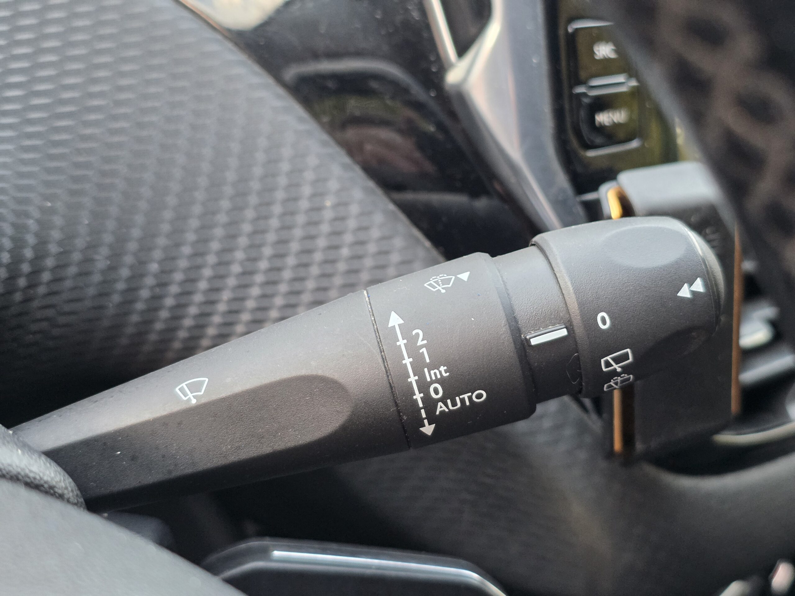 PEUGEOT 2008 – 1.2 PureTech 110ch EAT6 Finition ALLURE