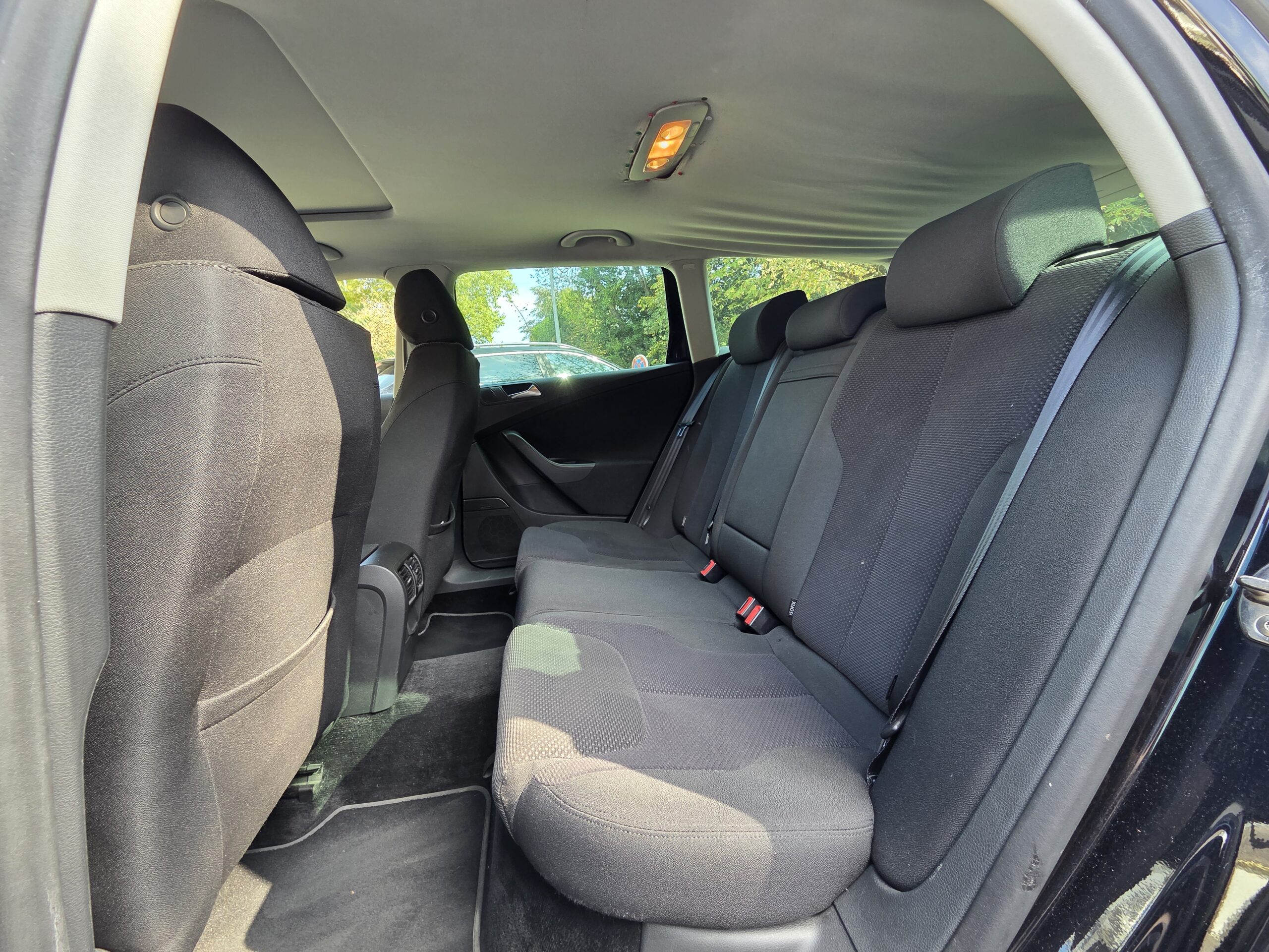 VOLKSWAGEN PASSAT SW – 2.0 TDI 140ch BVM6 Finition EMBASSY II