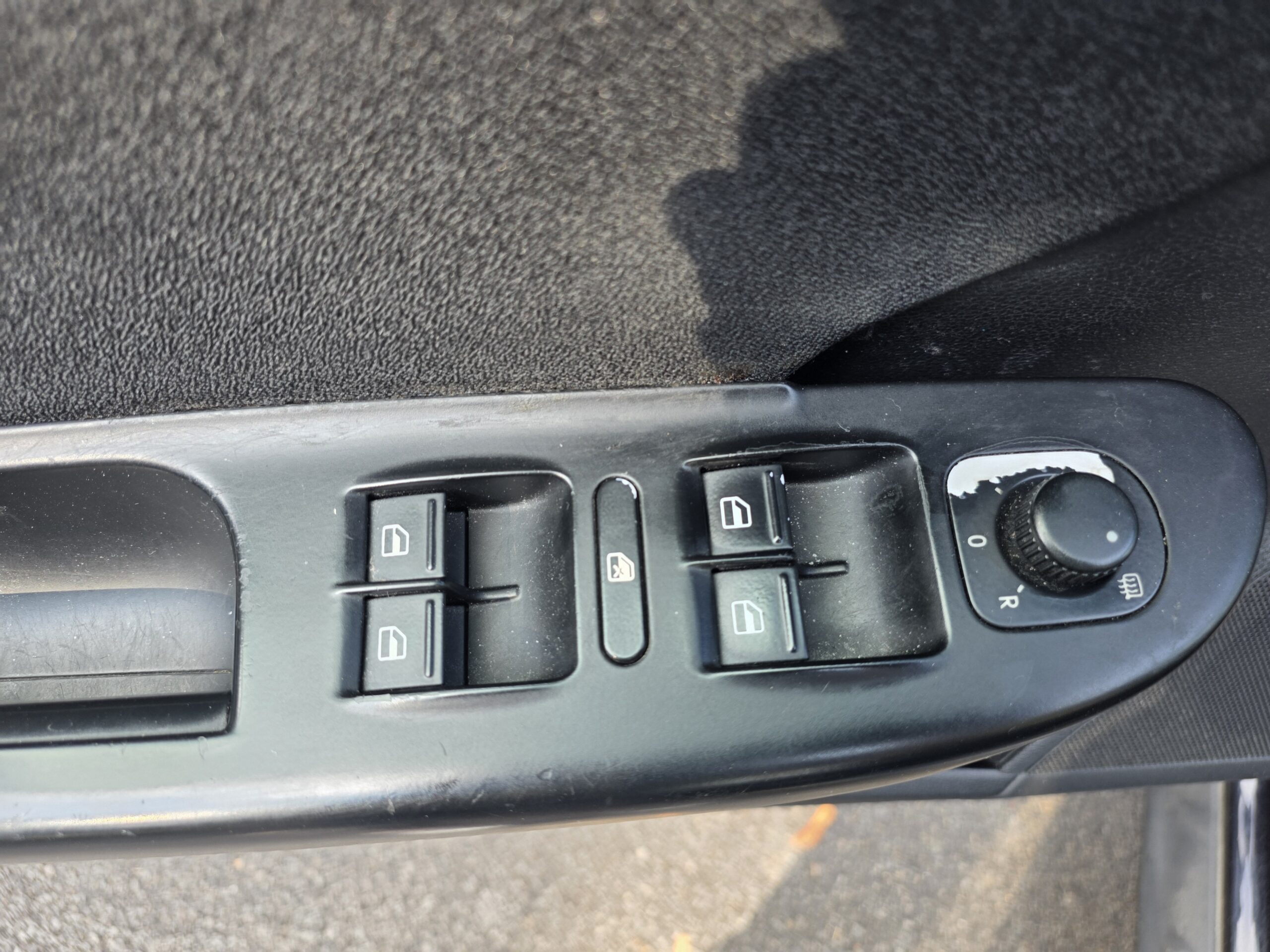 VOLKSWAGEN PASSAT SW – 2.0 TDI 140ch BVM6 Finition EMBASSY II