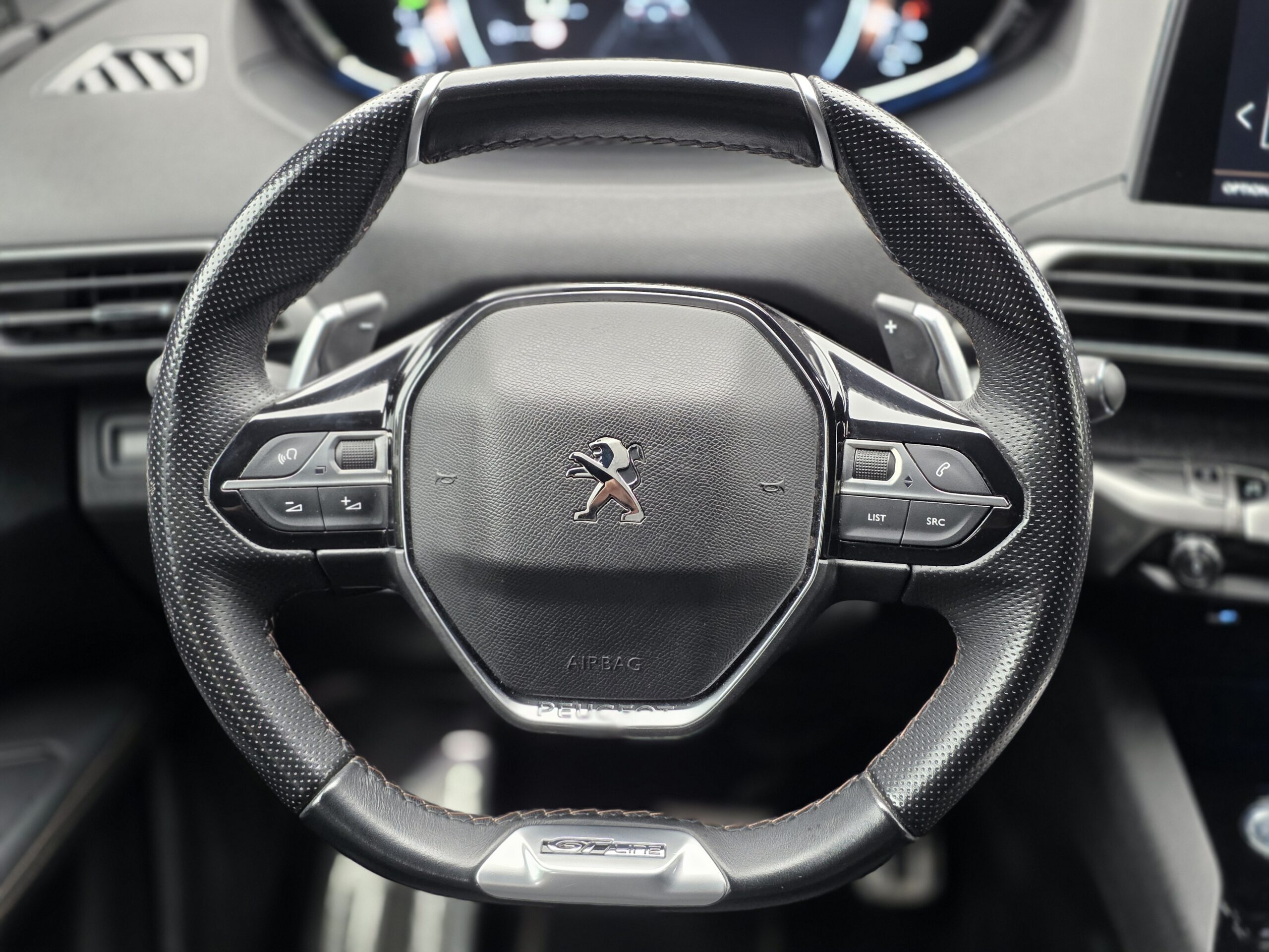 PEUGEOT 3008 – 1.5 BlueHDi 130ch EAT8 Finition GT LINE