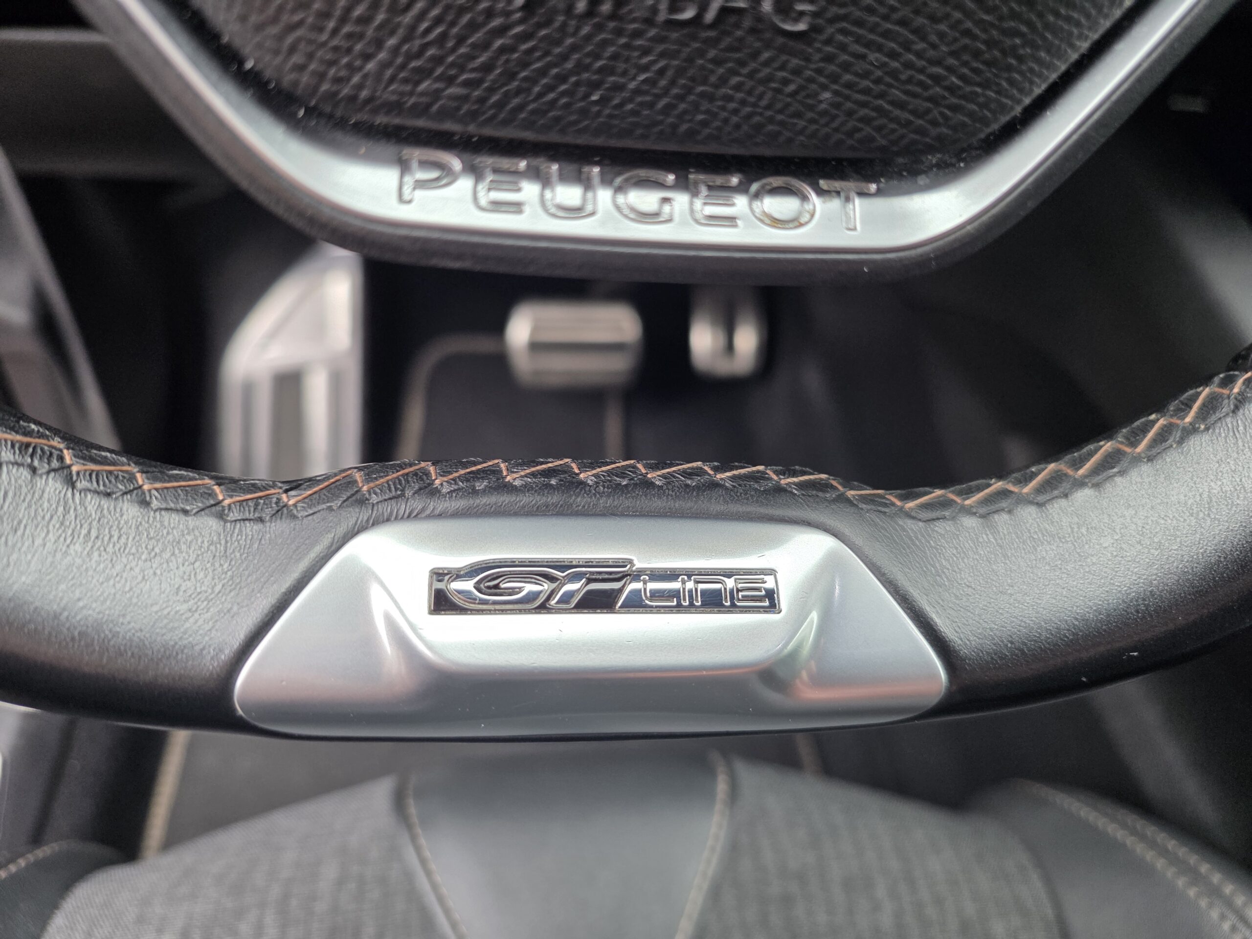 PEUGEOT 3008 – 1.5 BlueHDi 130ch EAT8 Finition GT LINE